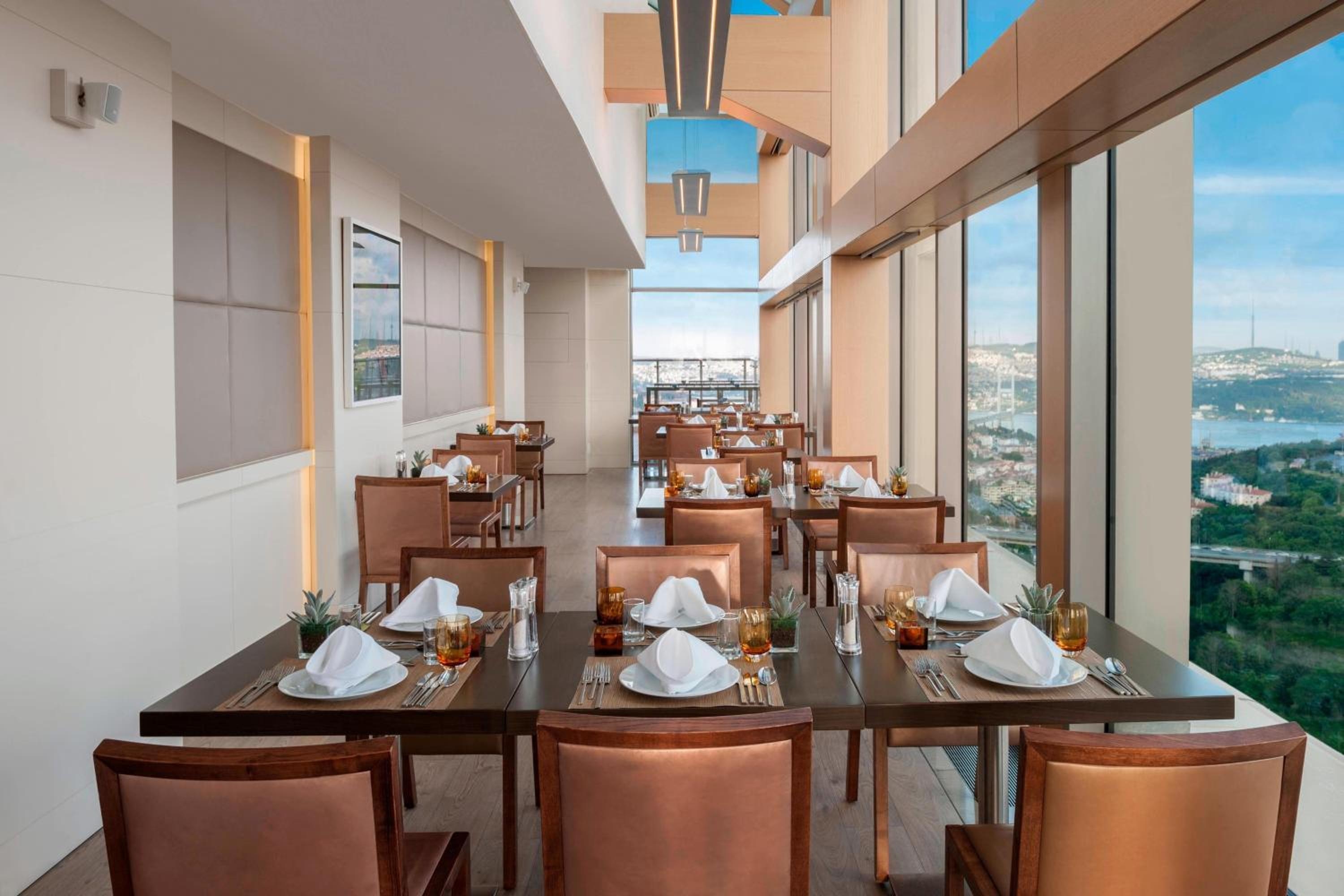 Foto de Renaissance Istanbul Polat Bosphorus Hotel