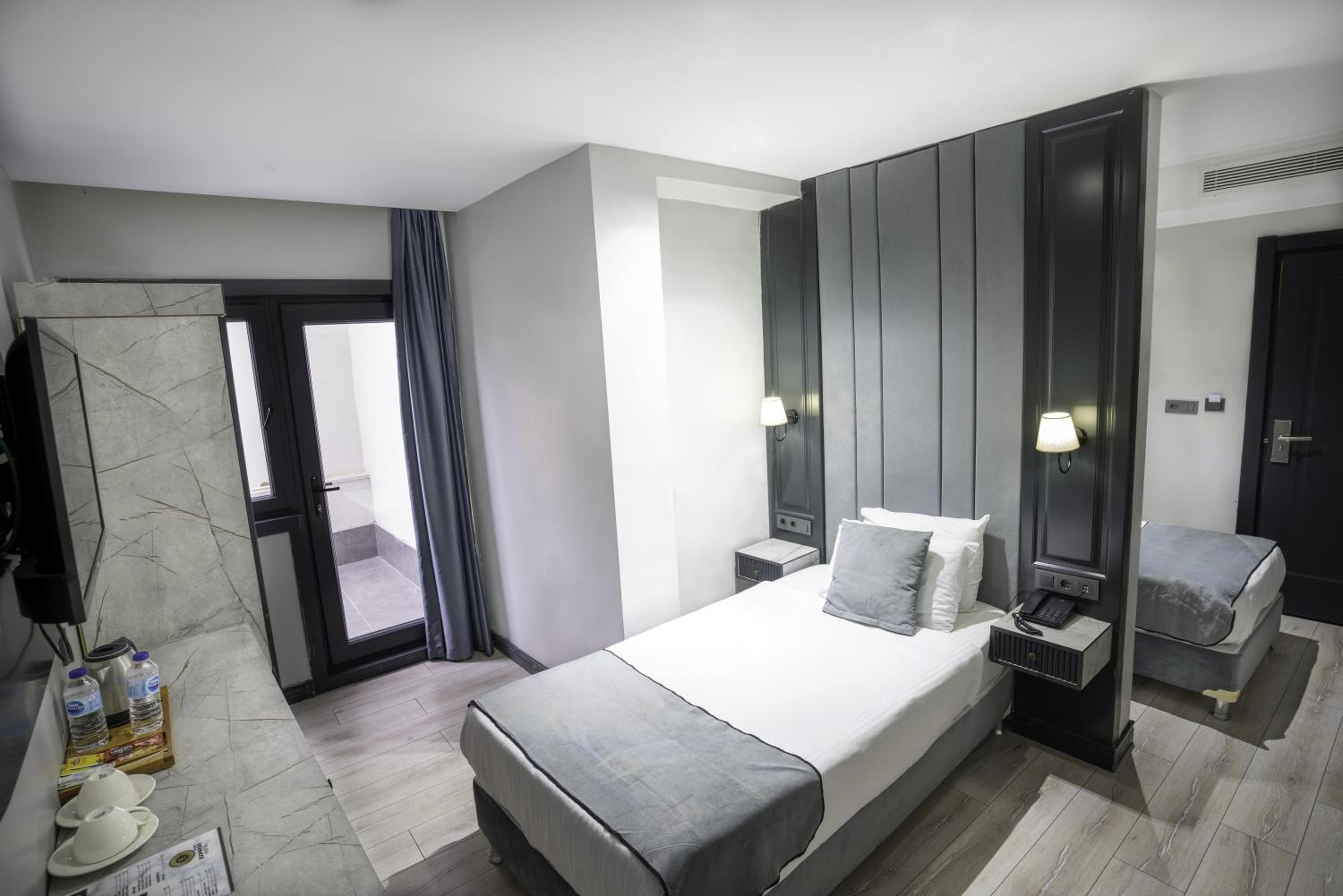 Foto de Express Plus Hotel