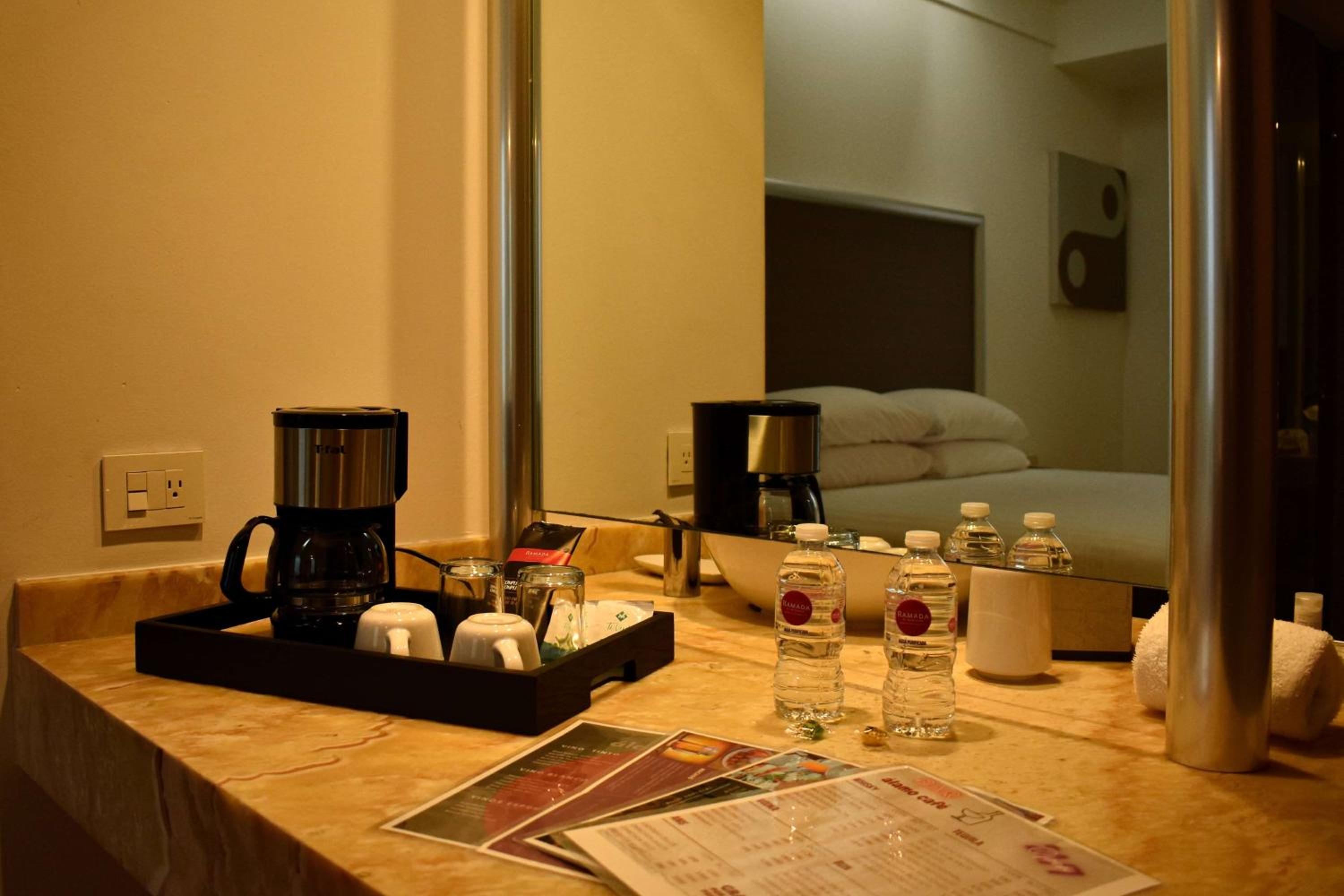Foto de Ramada by Wyndham Mexico City Santa Fe
