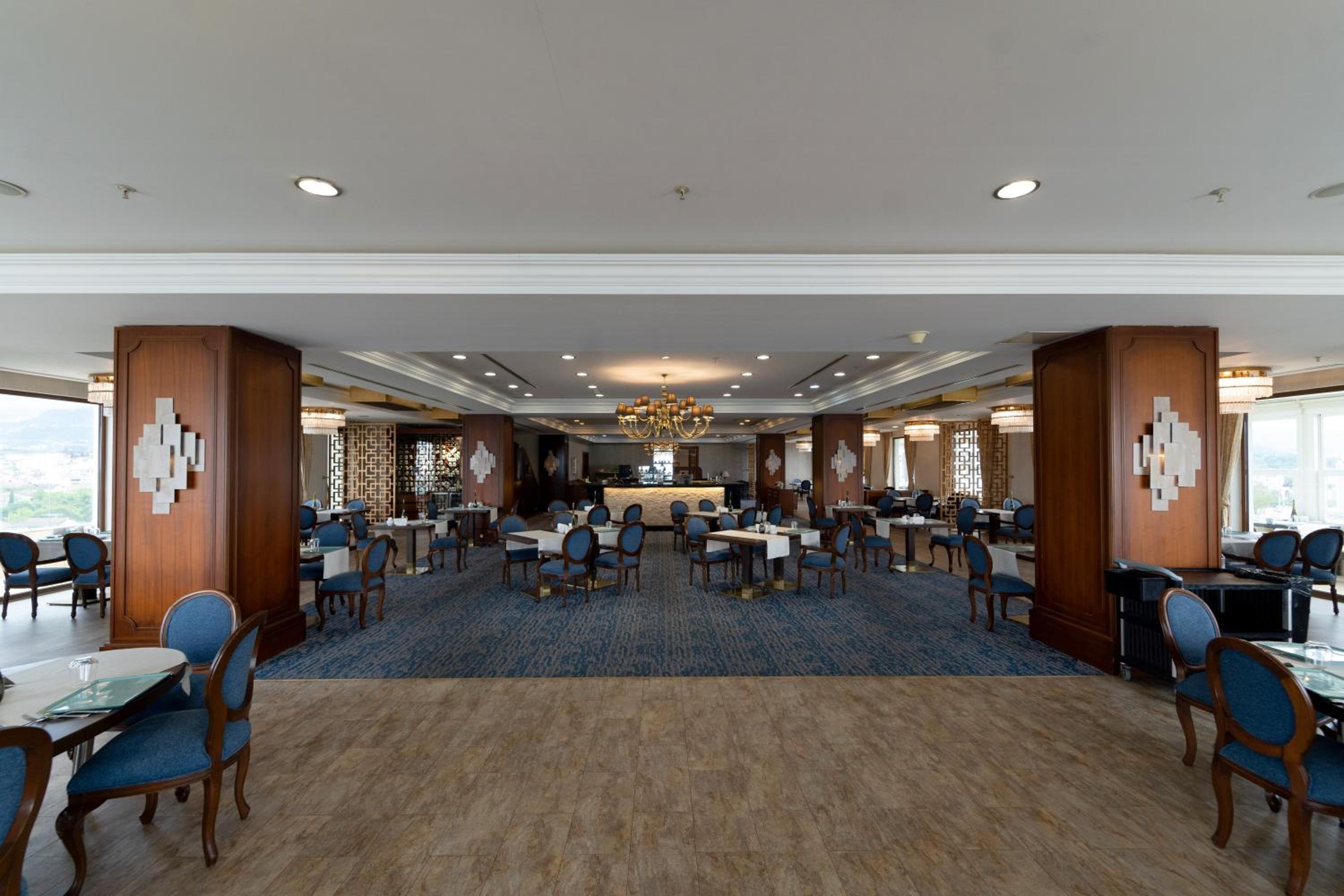 Foto de Wellborn Luxury Hotel