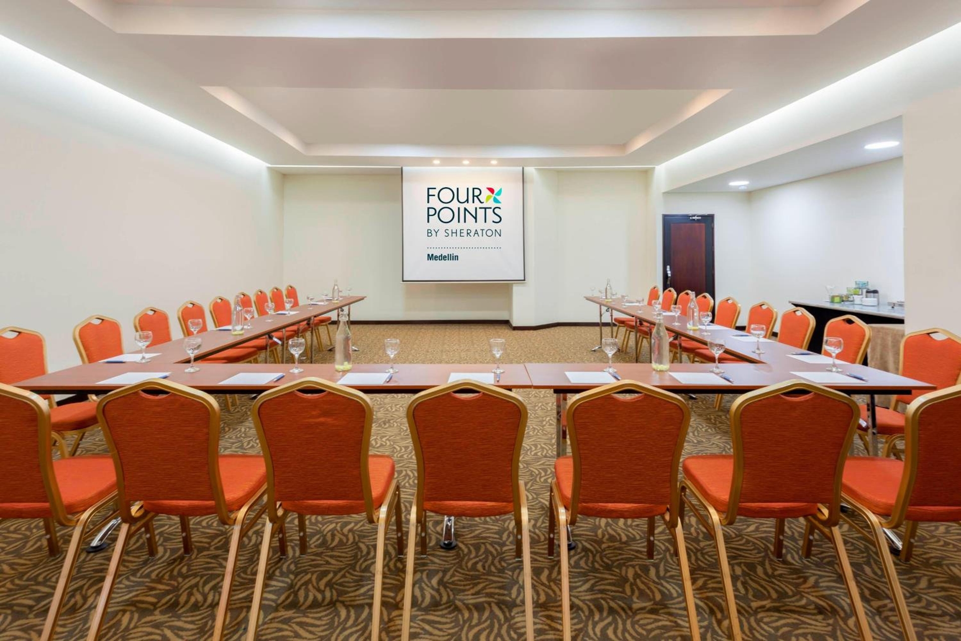 Four Points by Sheraton Medellín, Poblado