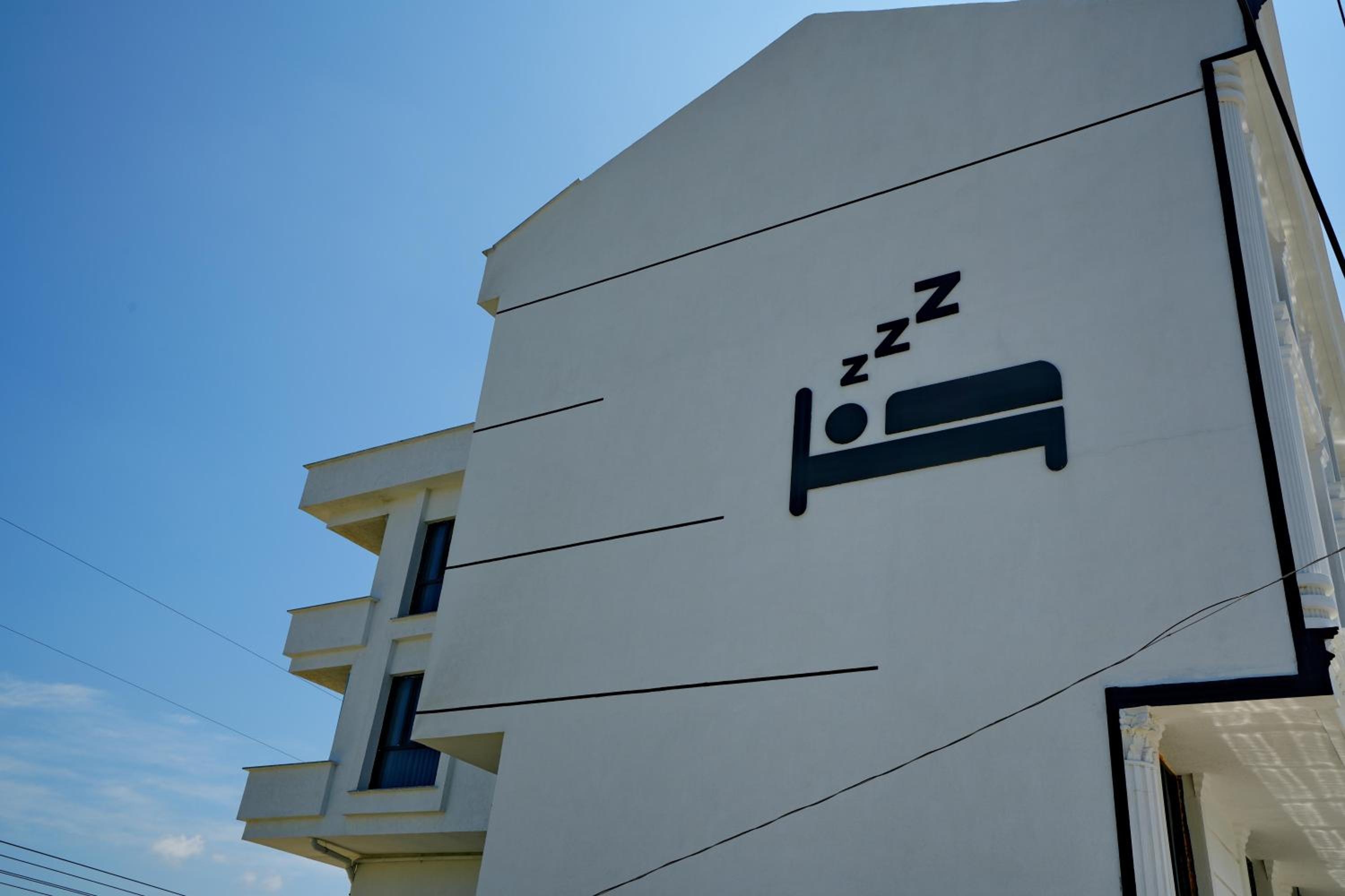 Shelton Airport Hotel