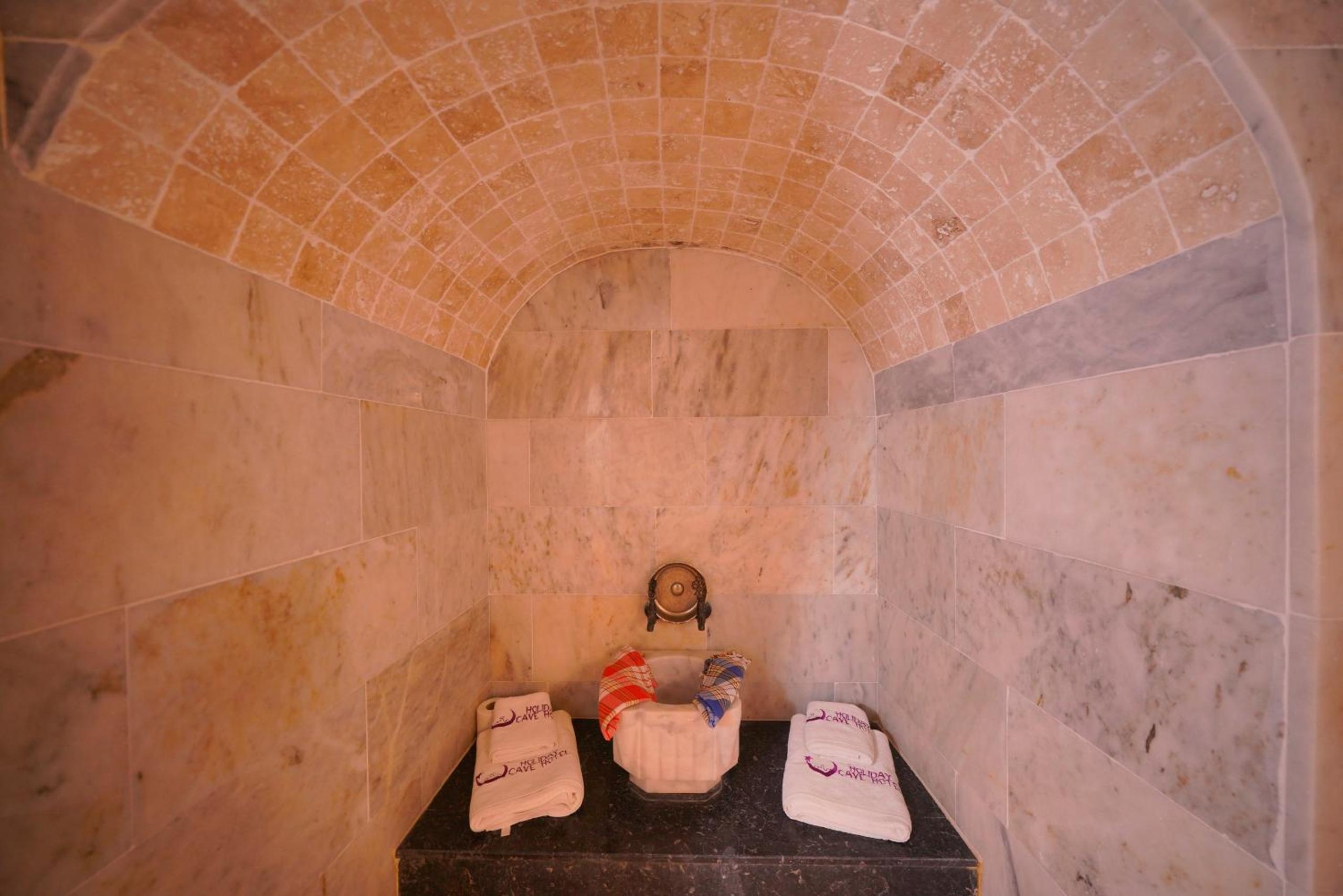 Foto de Holiday Cave Hotel