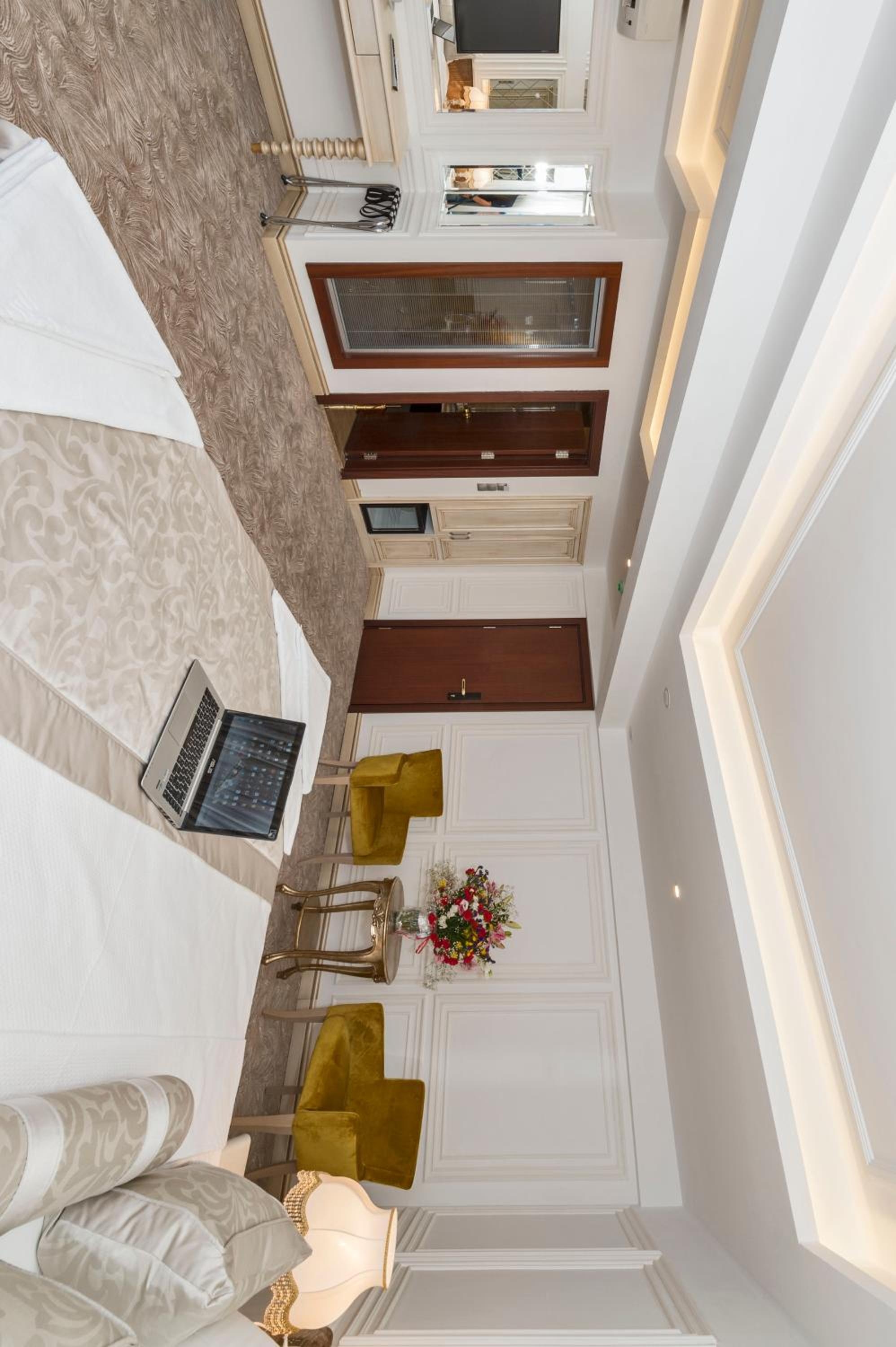 Foto de Escardin Hotel