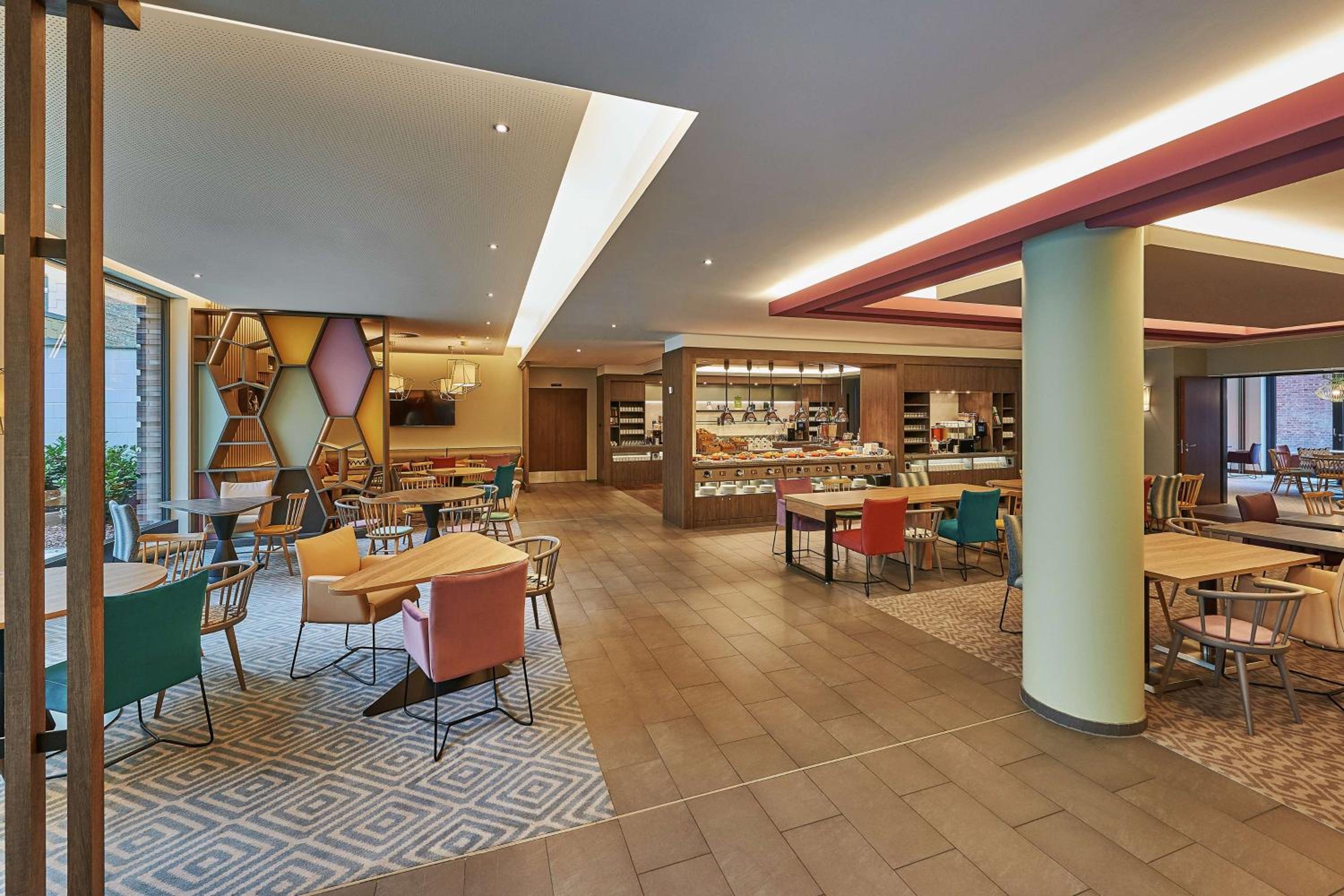 Foto de Hampton by Hilton Berlin City West