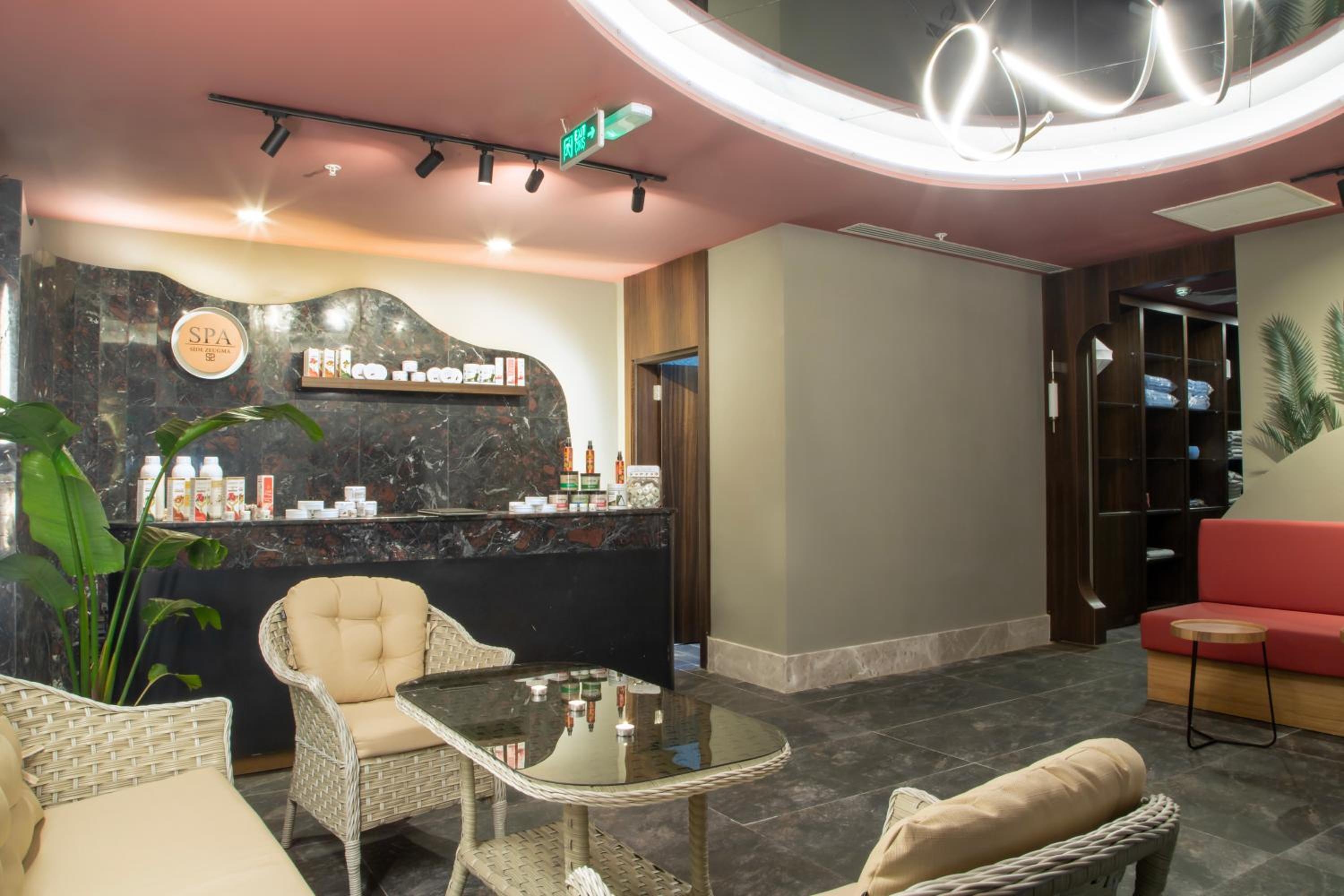 Foto de Side Zeugma Hotel - Adult Only 16 Plus