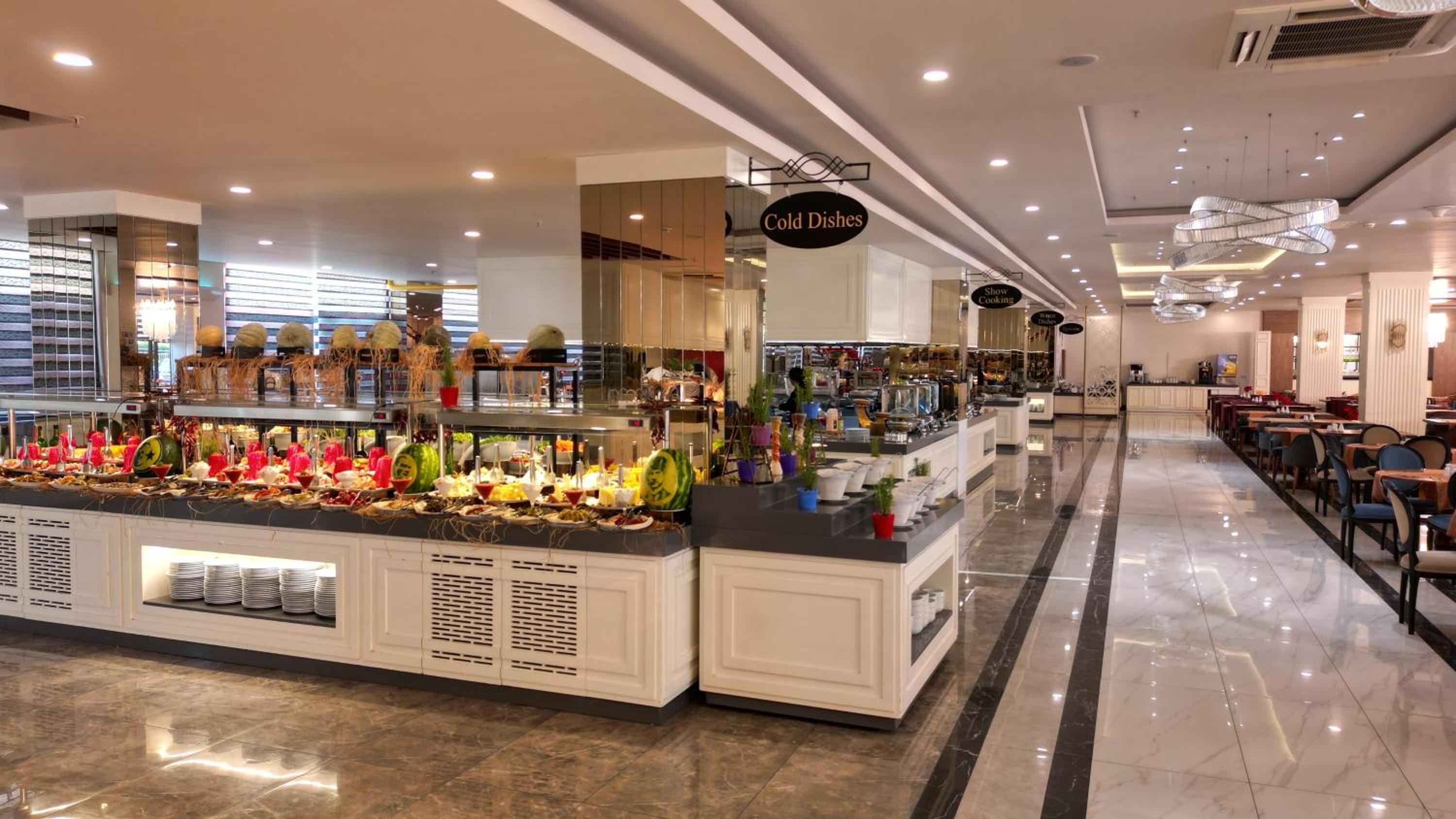 Foto de Aydinbey Queen's Palace & Spa - Ultra All Inclusive