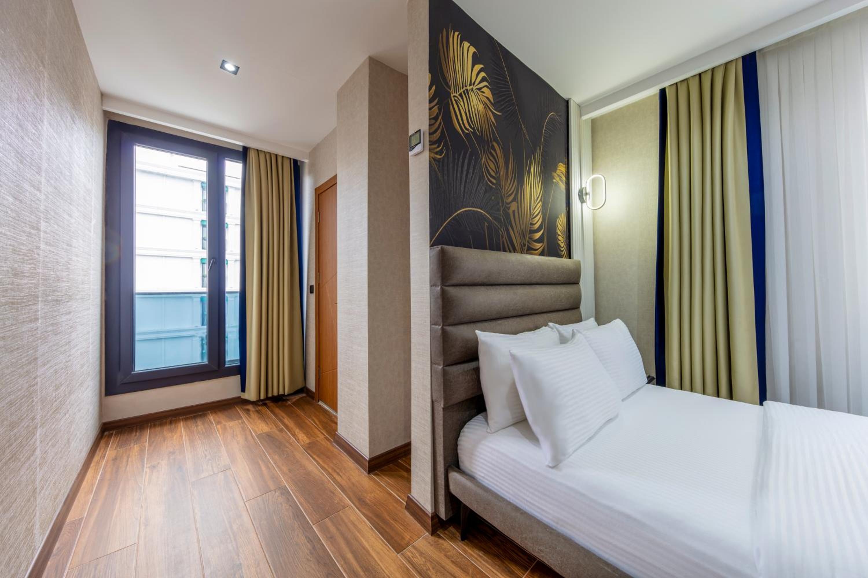 Foto de Dem Premium Hotel - Round Trip Airport Service - Istanbul International Airport