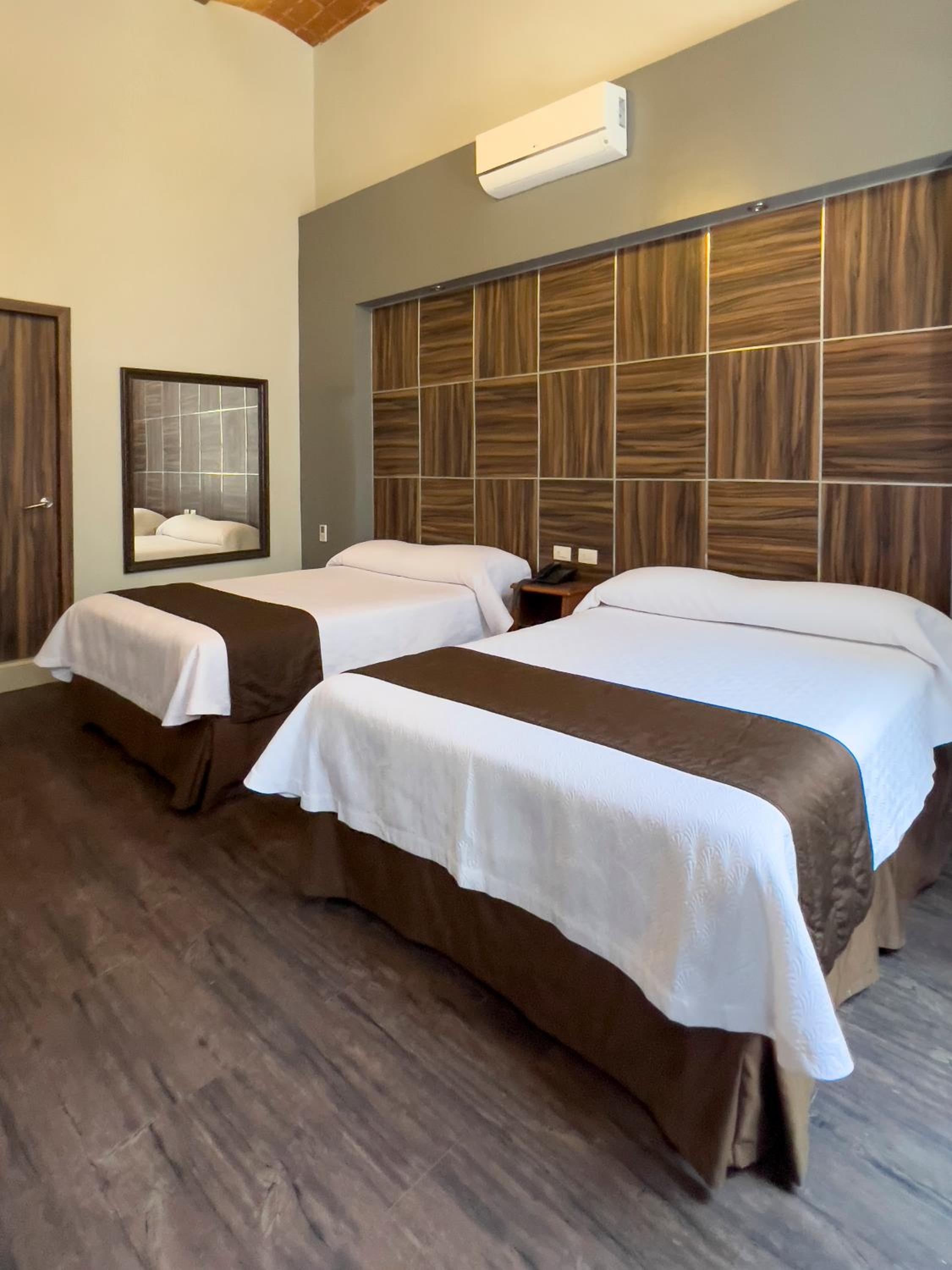 Foto de Hotel Principal