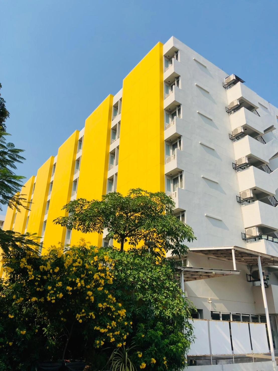S Ram Leisure Hotel