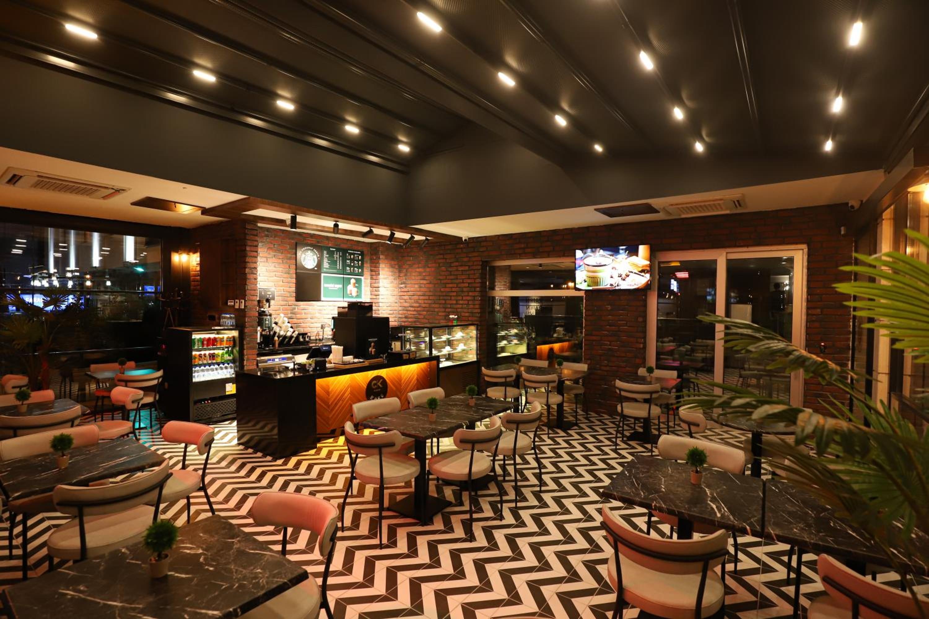 Foto de CK Farabi Hotel