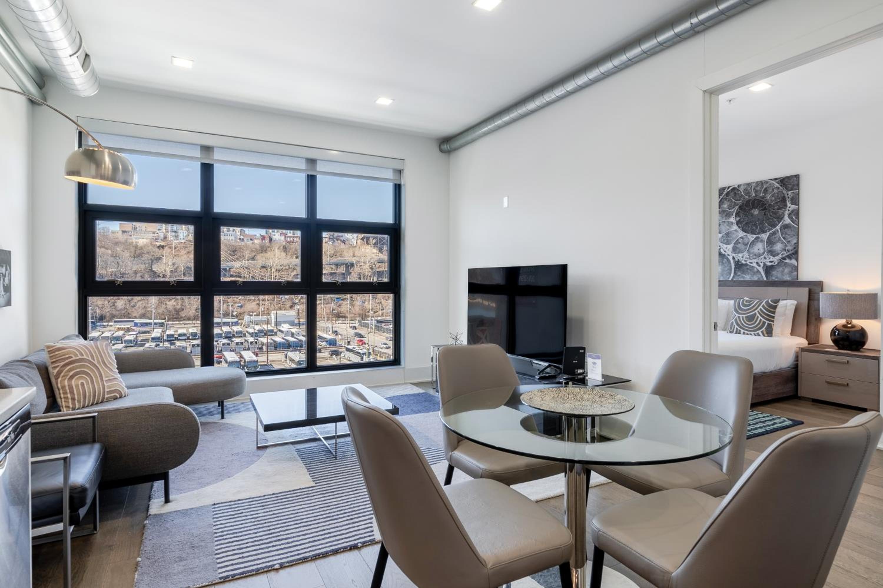 Foto de Dharma Home Suites Hoboken