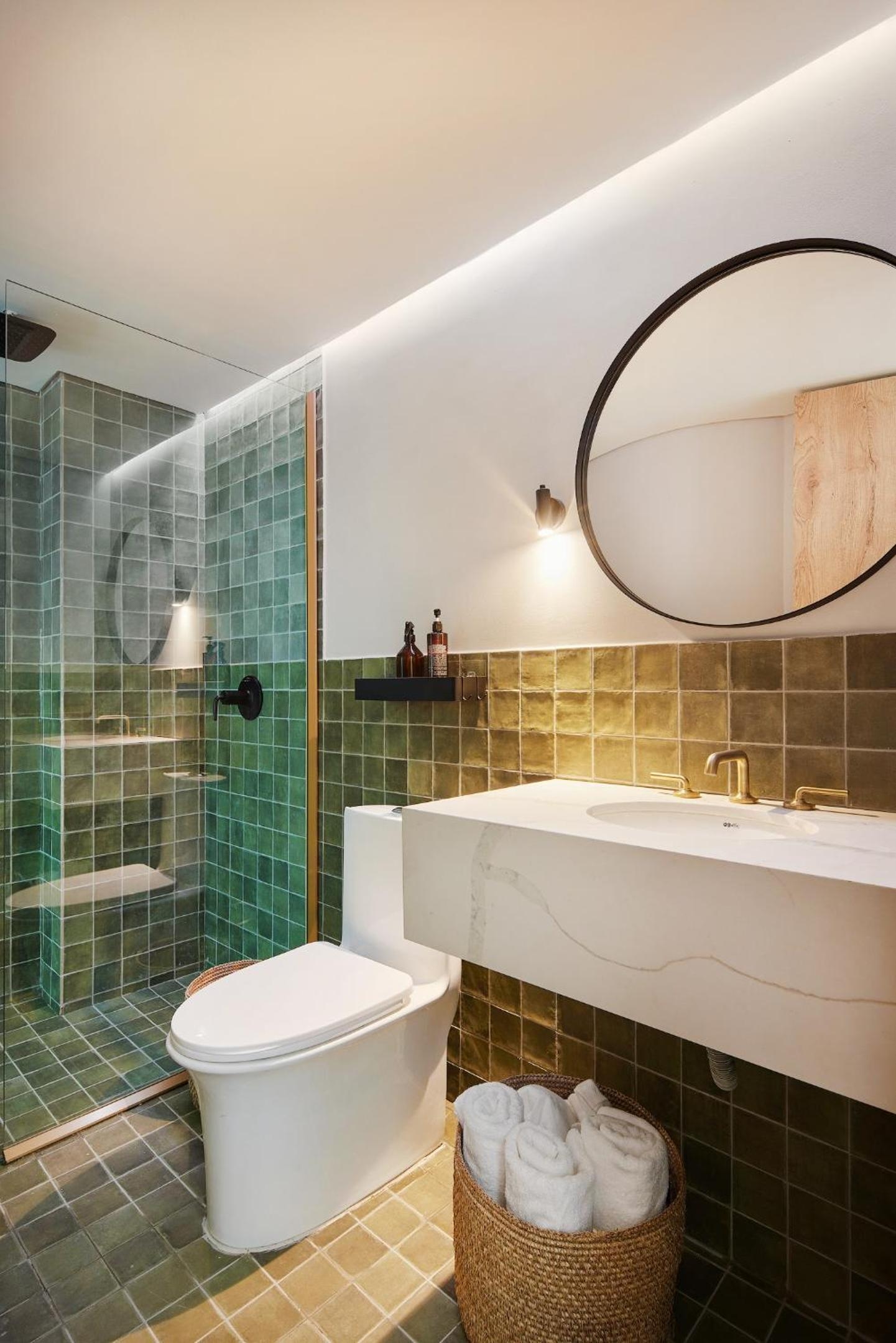 Wellcomm Spa & Hotel, Poblado