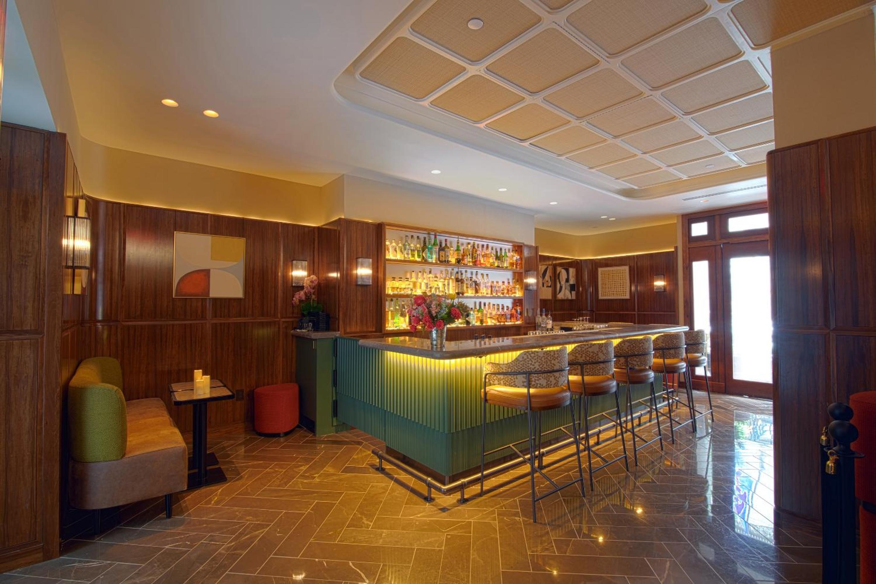 Foto de The Iroquois Times Square, a Small Luxury Hotel