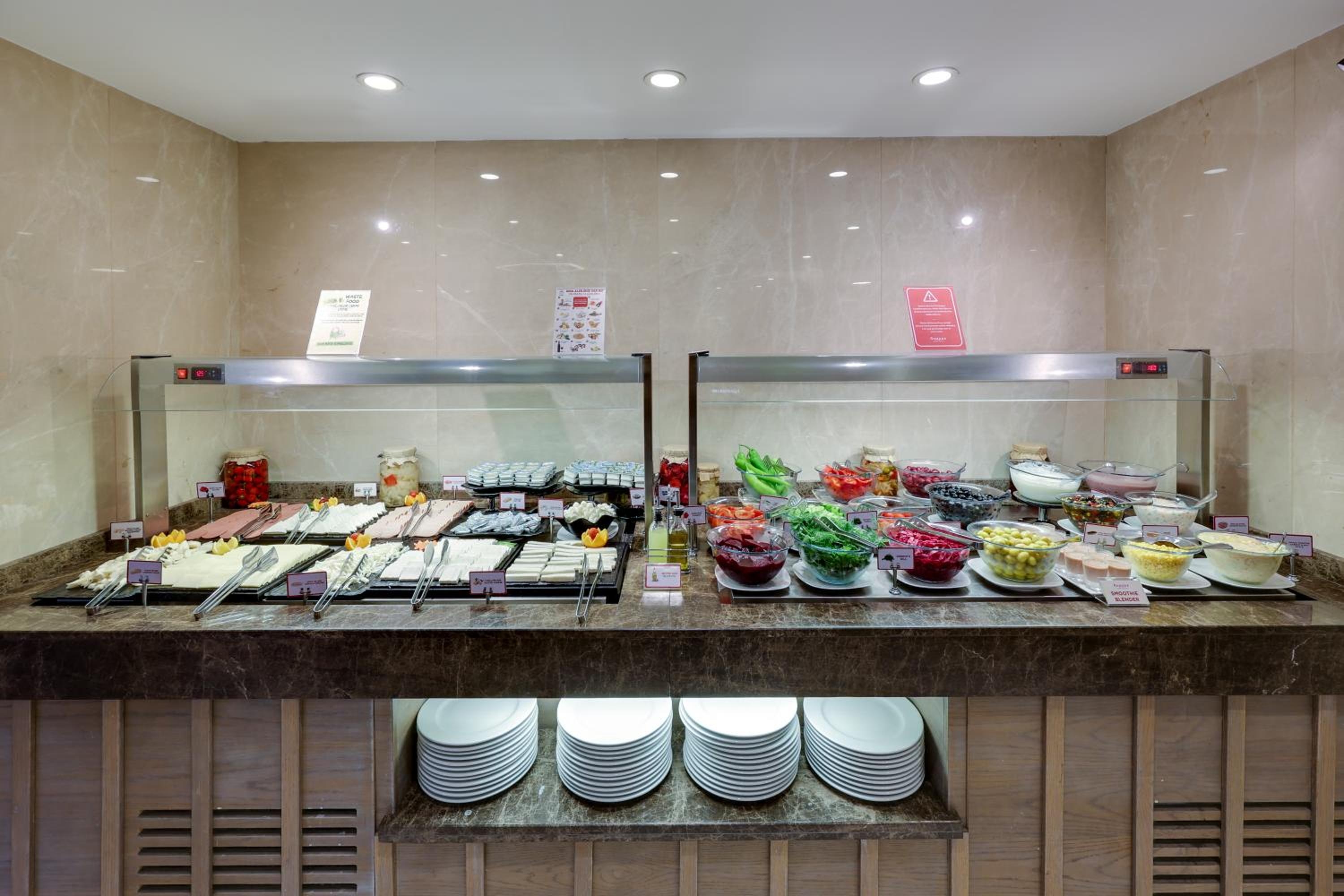 Foto de Ramada by Wyndham Istanbul Old City