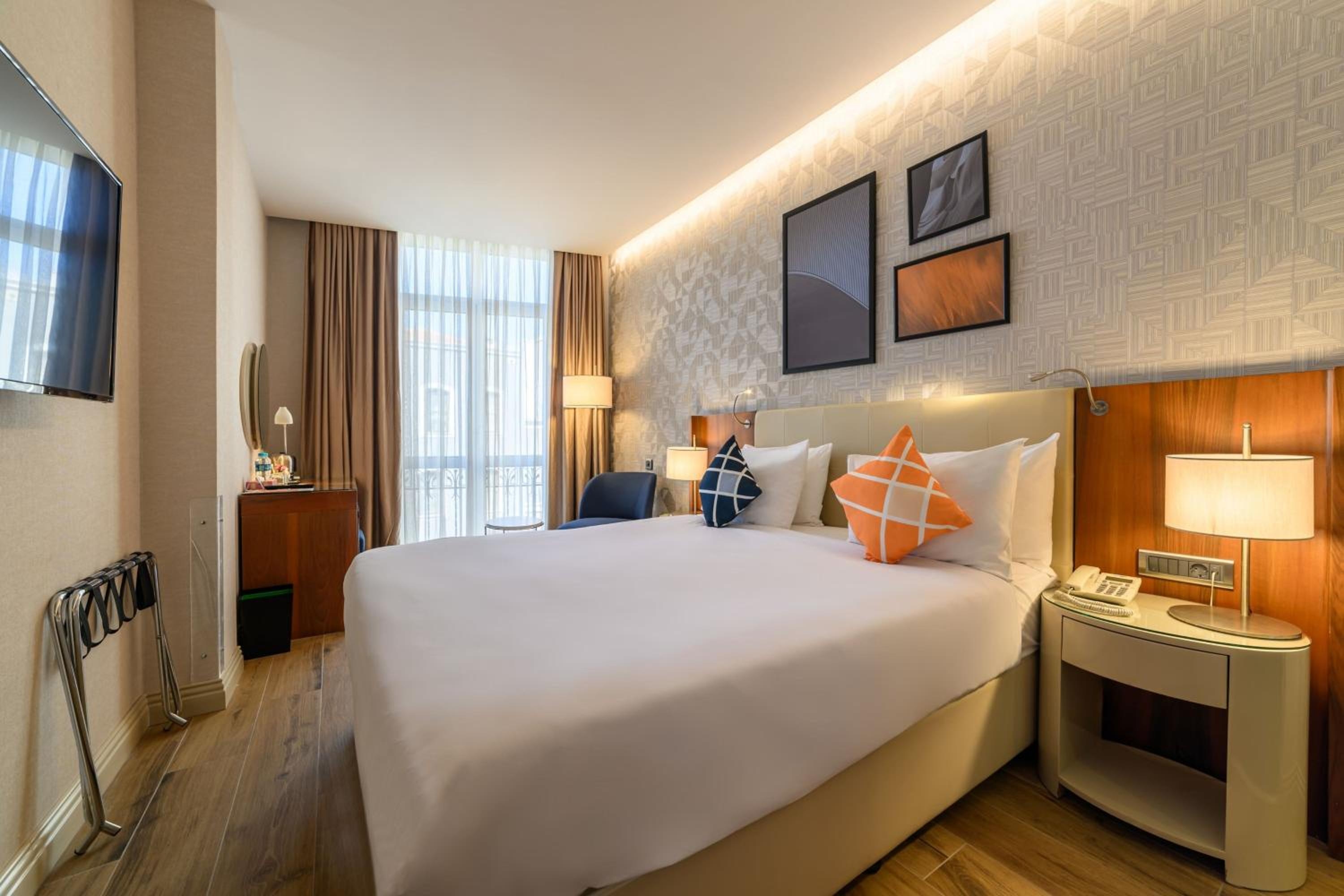 Foto de Four Points Flex by Sheraton Istanbul Taksim Square