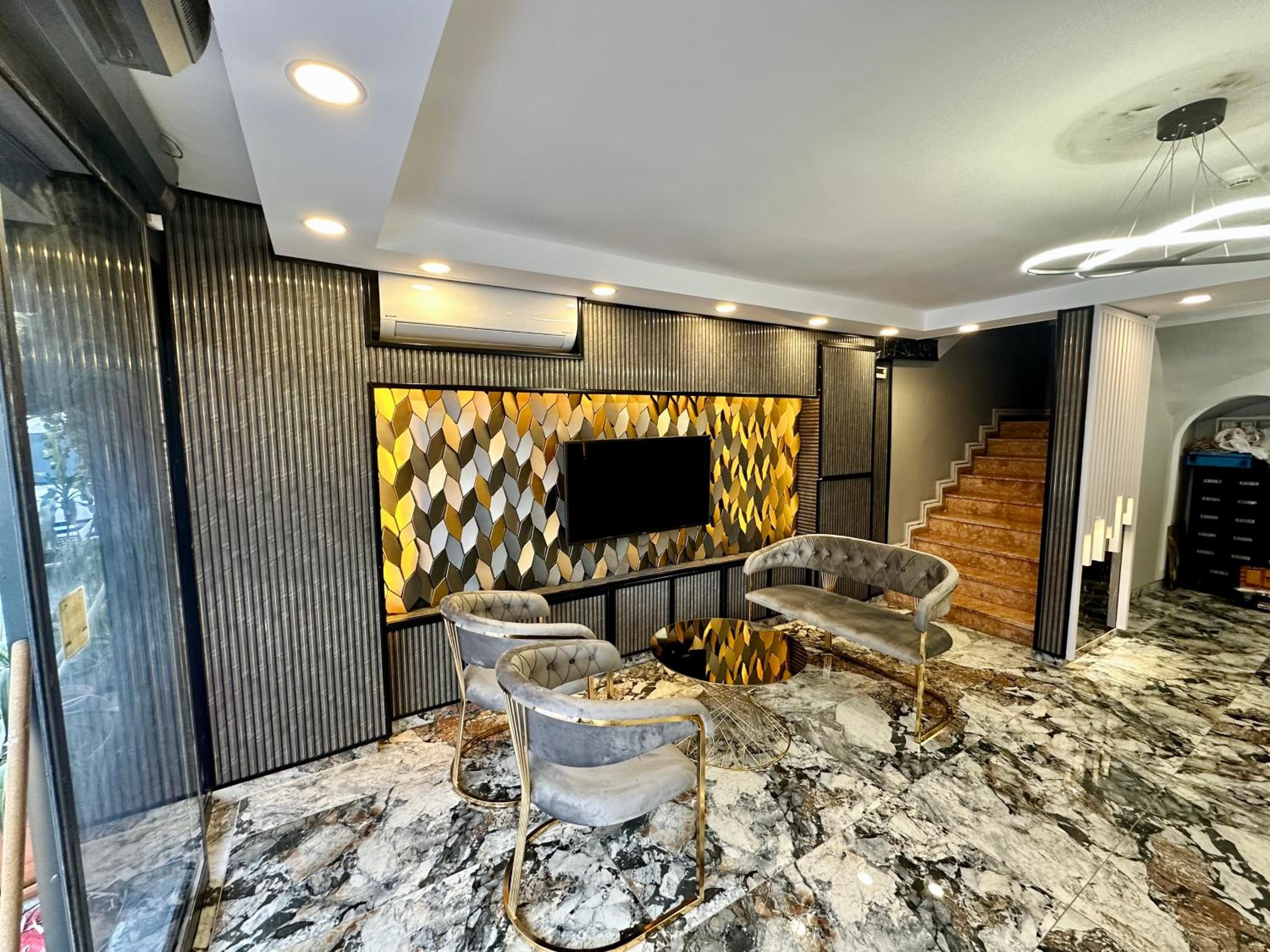 Foto de Crowned Exclusive Hotel