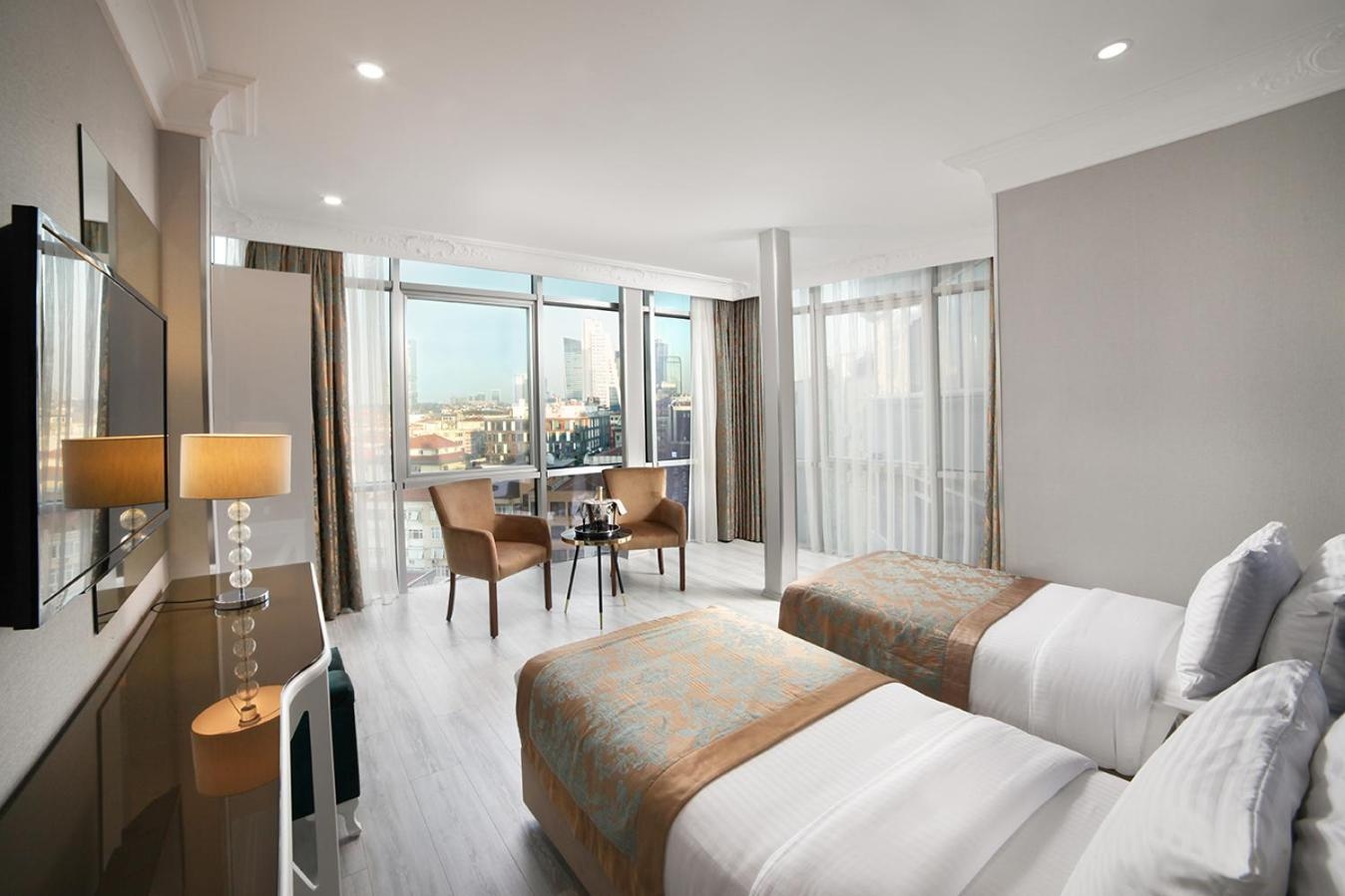 Foto de White Monarch Hotel