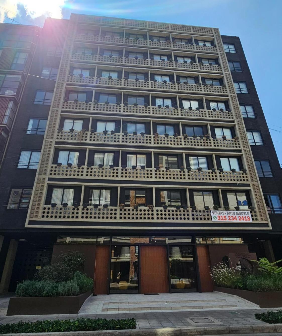 Art Homes 85, Bogotá