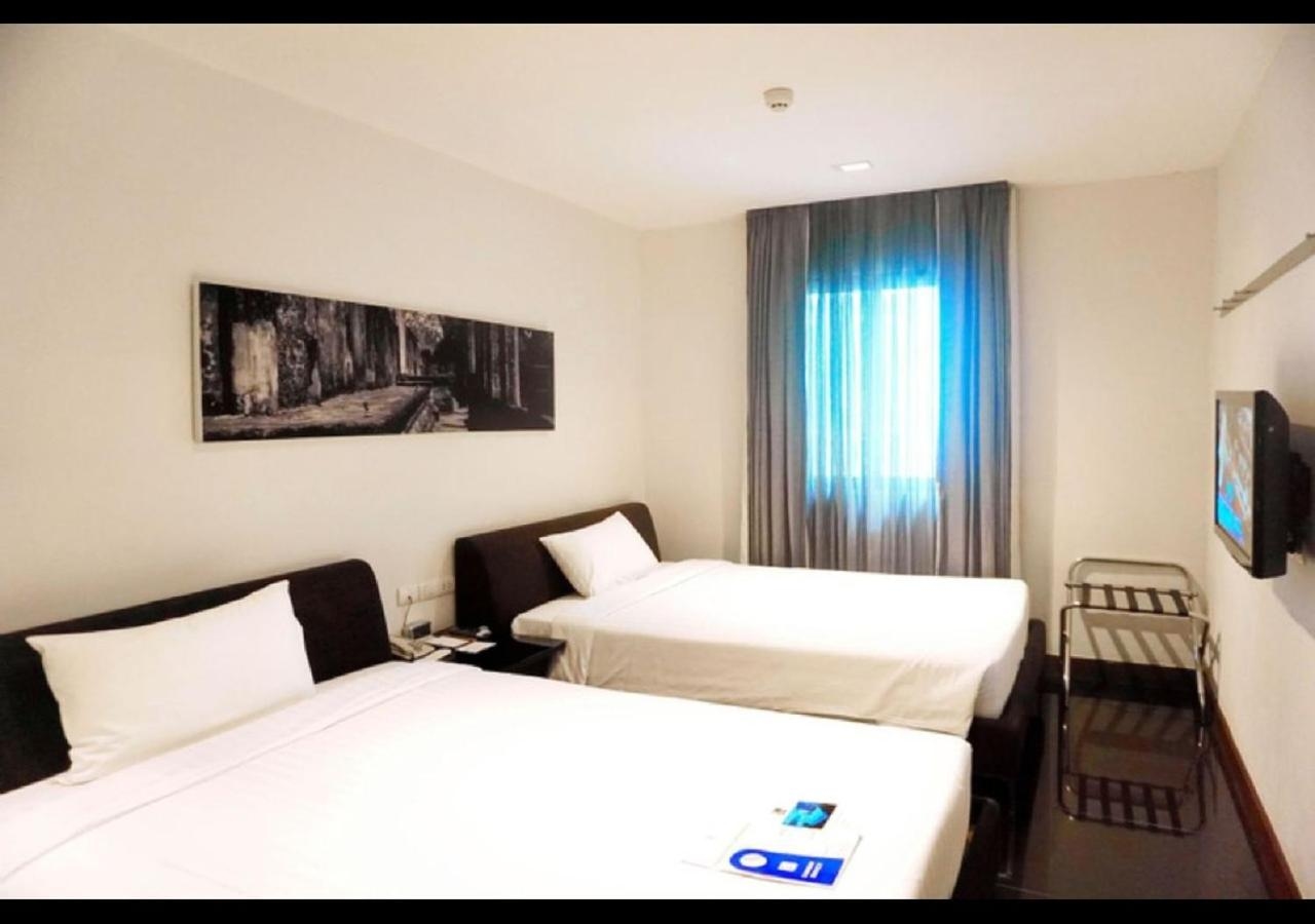 Foto de S33 Compact Sukhumvit Hotel
