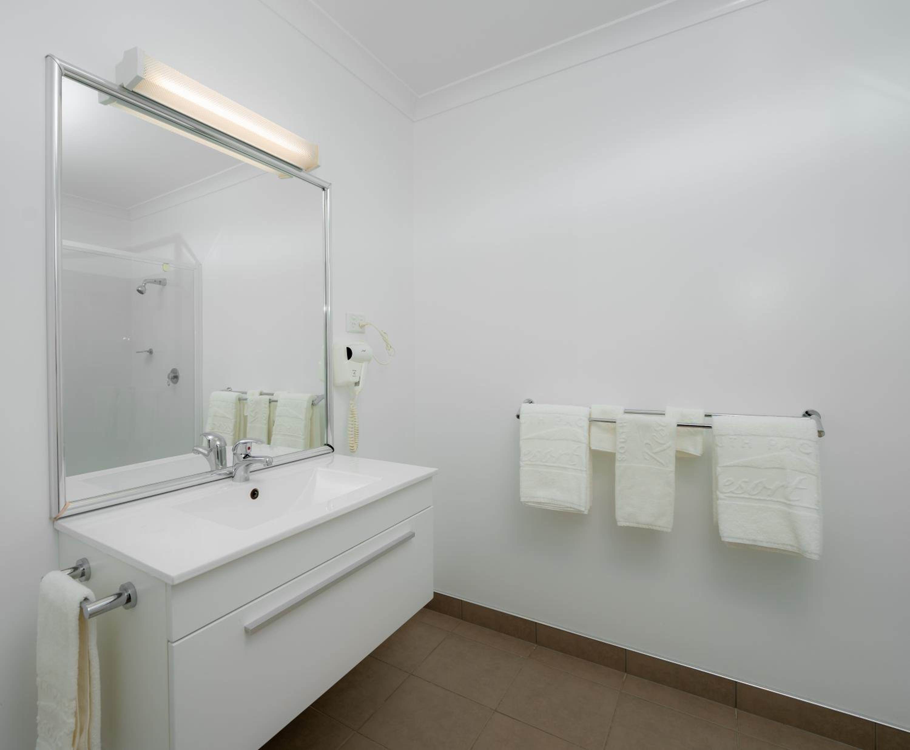 Foto de South Pacific Resort Hotel
