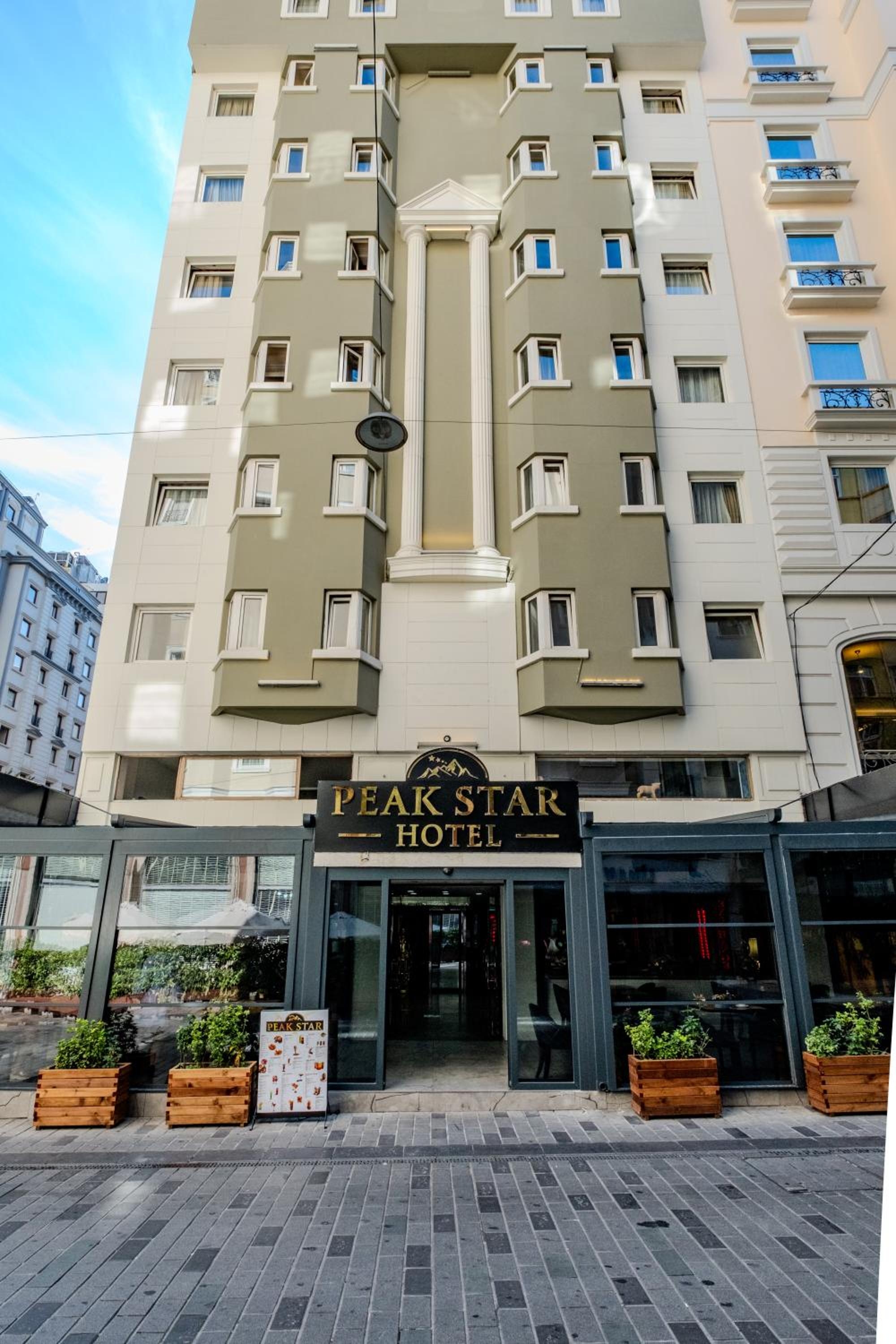 Peak Star Hotel