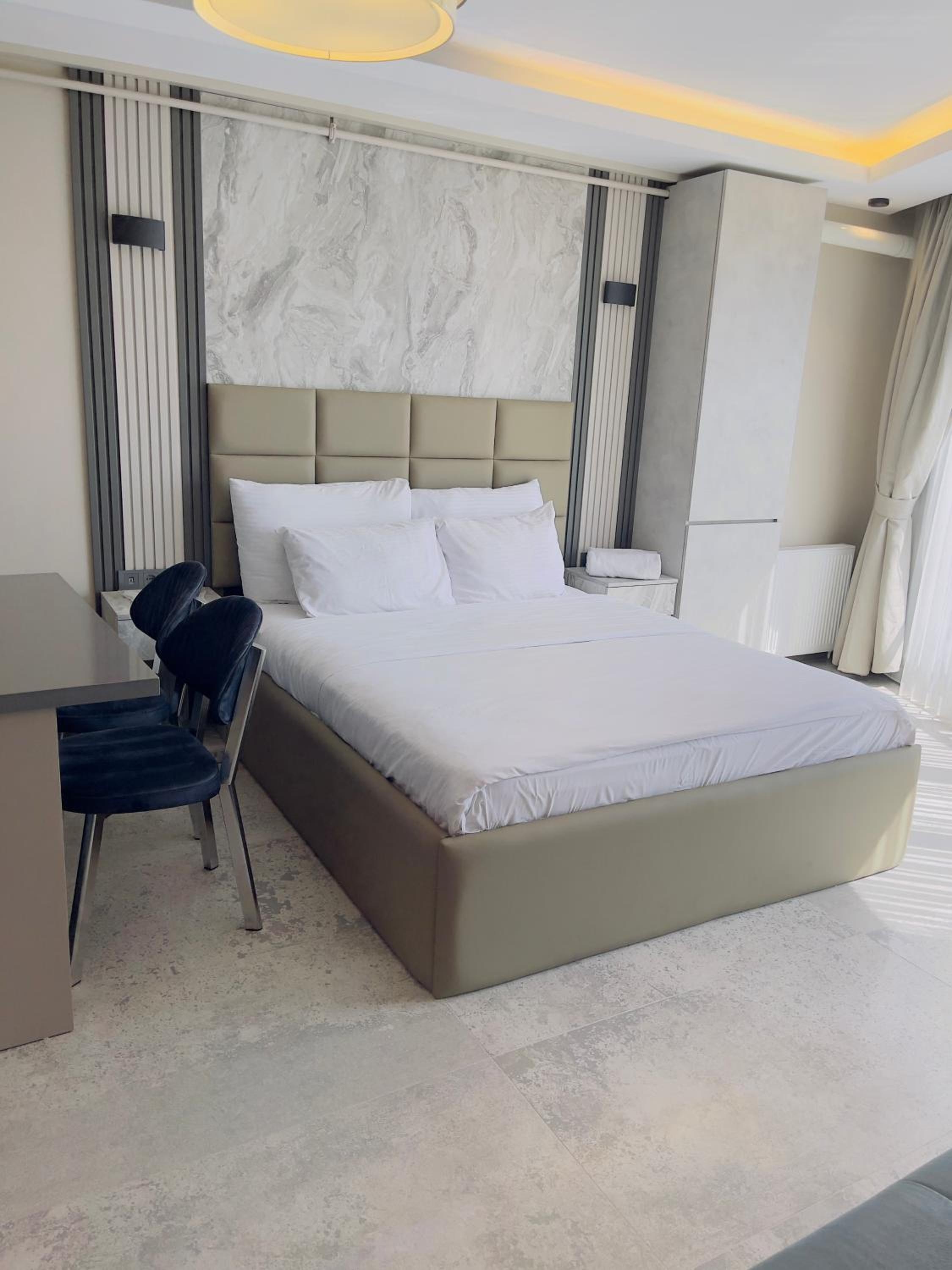 Foto de Aymira Suite Hotel