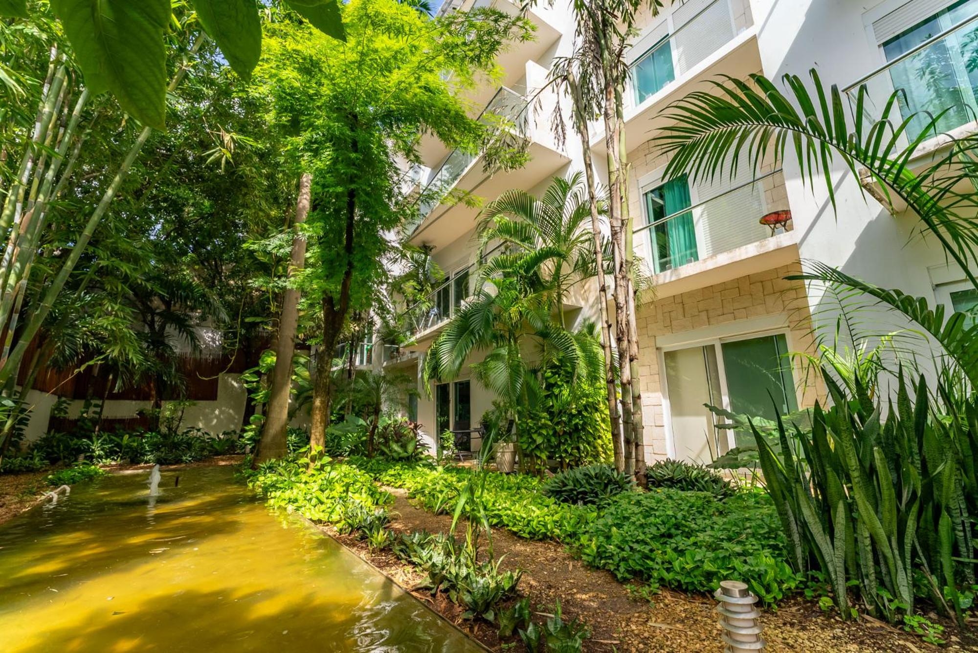 Papaya 15 Apartments