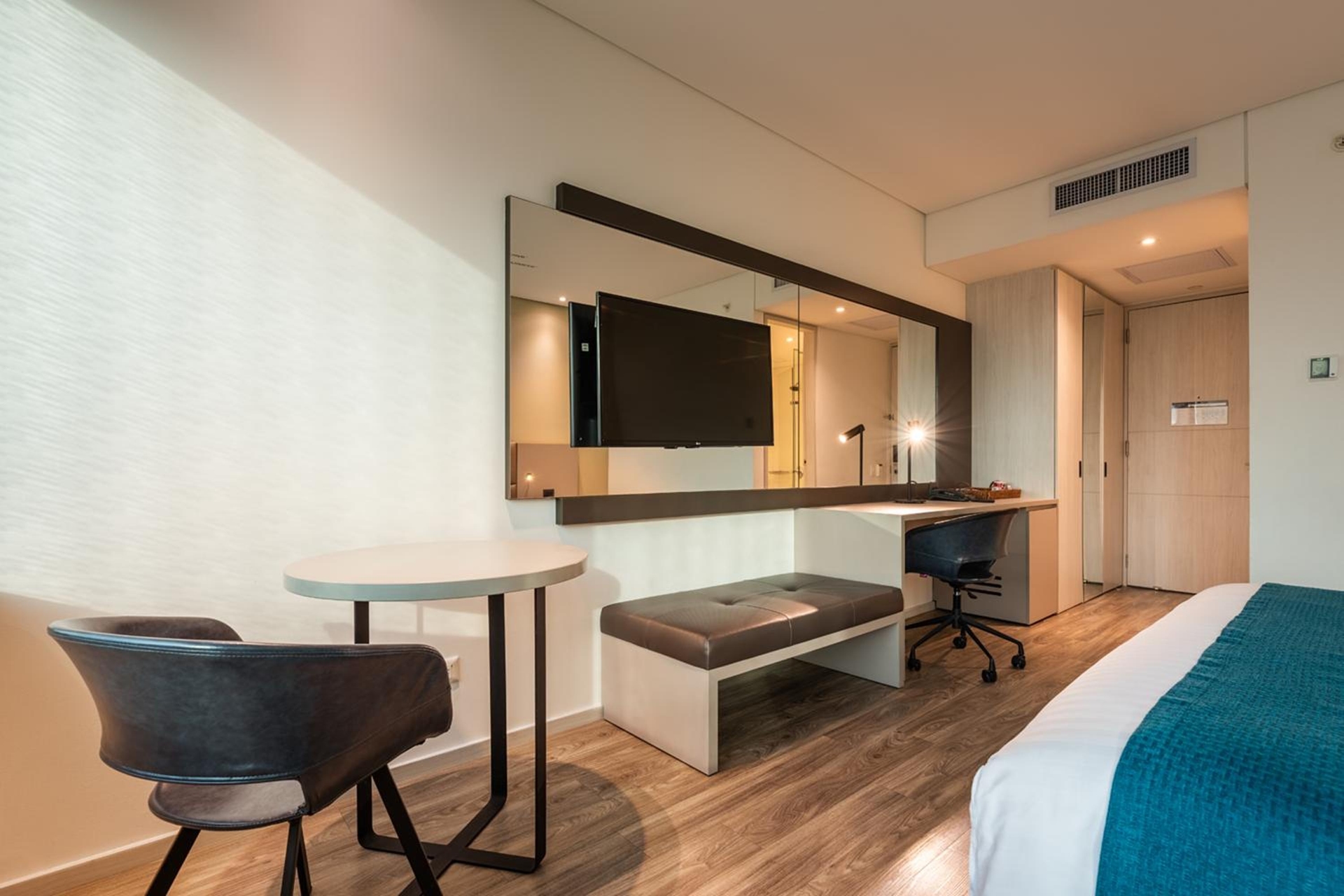 Hotel Estelar Square, Poblado