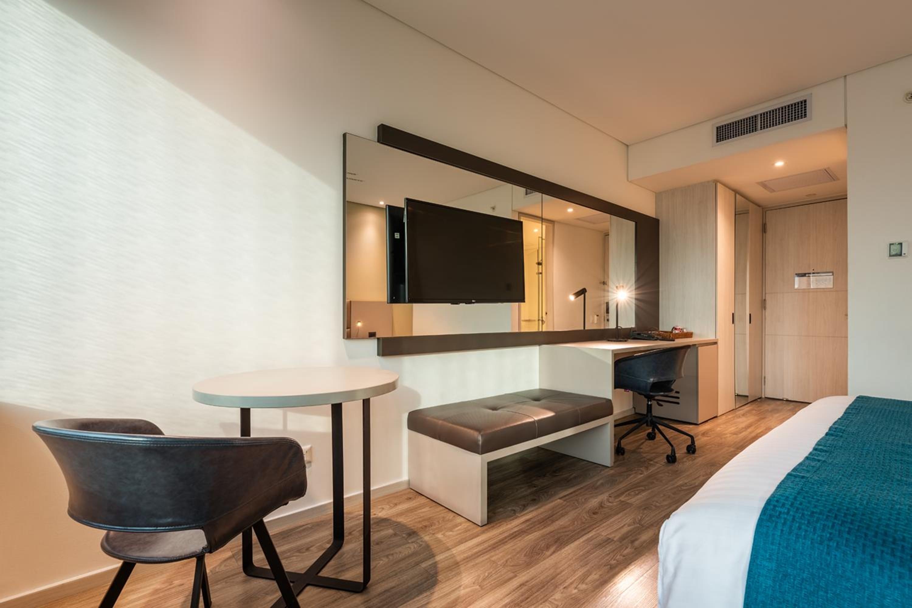Hotel Estelar Square, Poblado