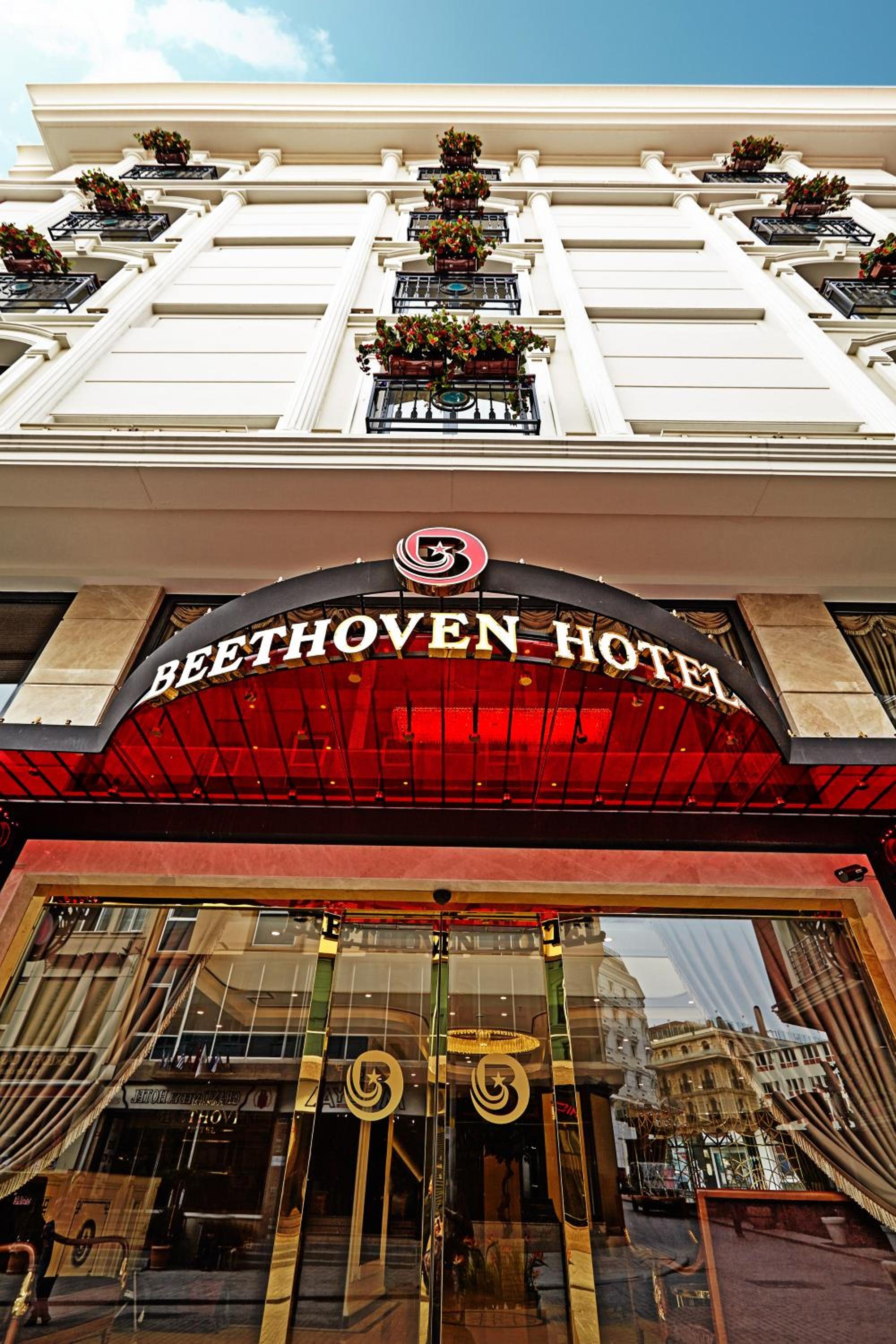 Foto de The Barbarossa Istanbul Metro Hotel