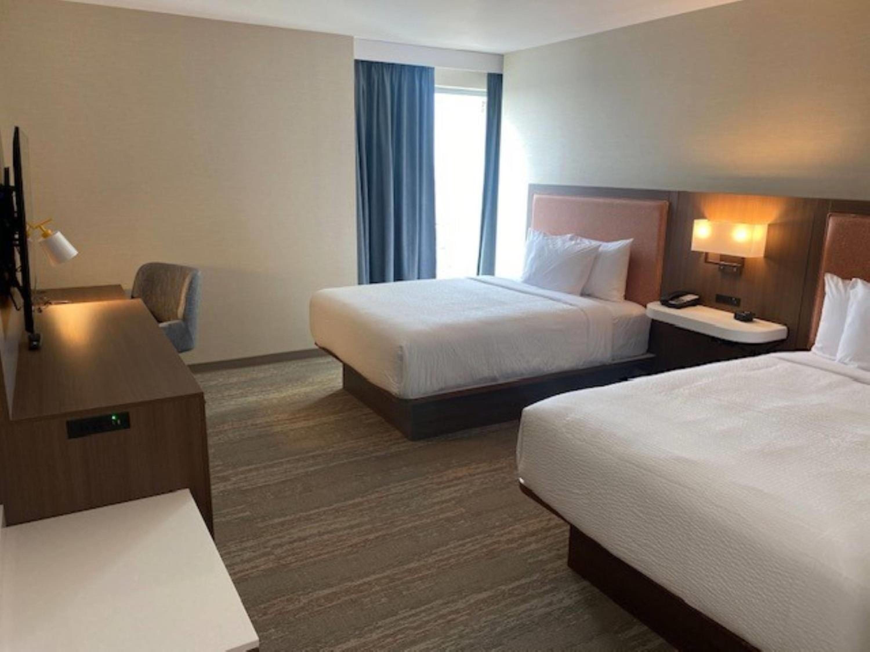 Foto de La Quinta Inn & Suites By Wyndham Queens NYC JFK AirTrain