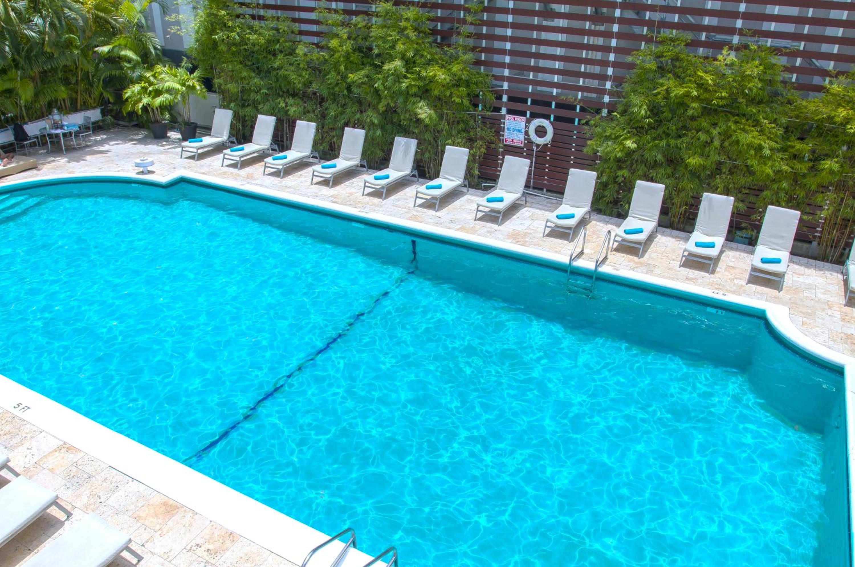 Foto de Dorchester Hotel & Suites