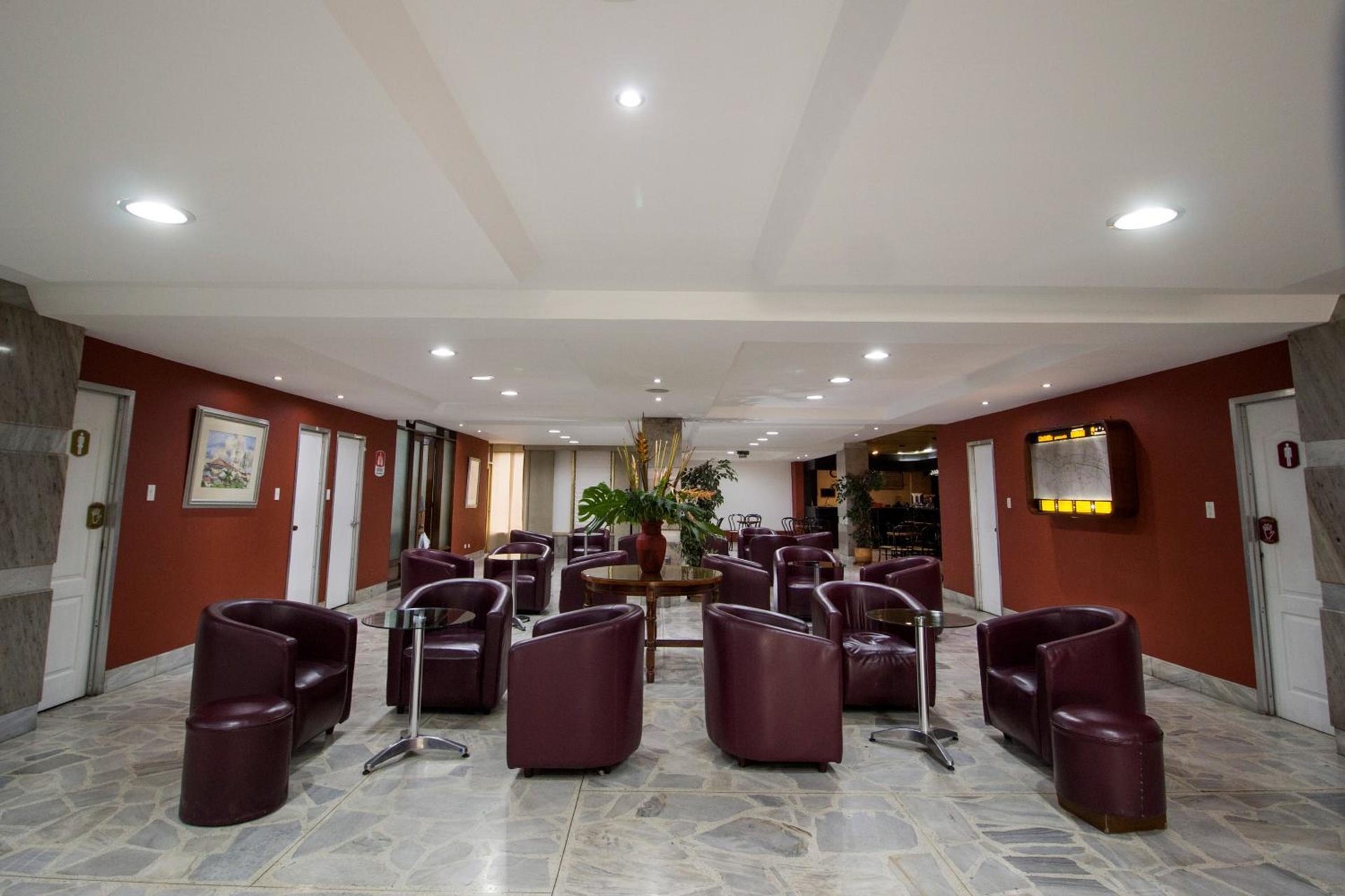 Gran Hotel, La candelaria