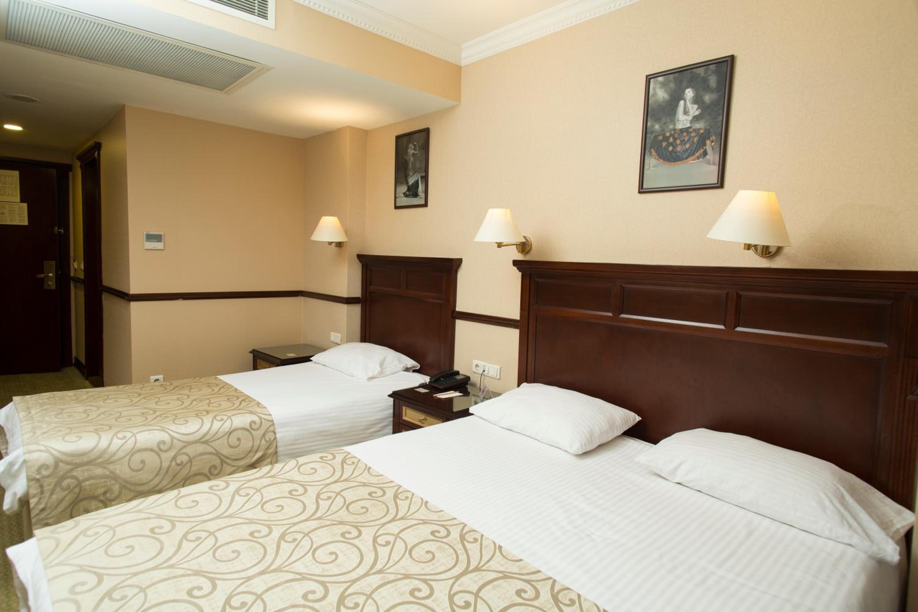 Foto de Topkapi Inter Istanbul Hotel