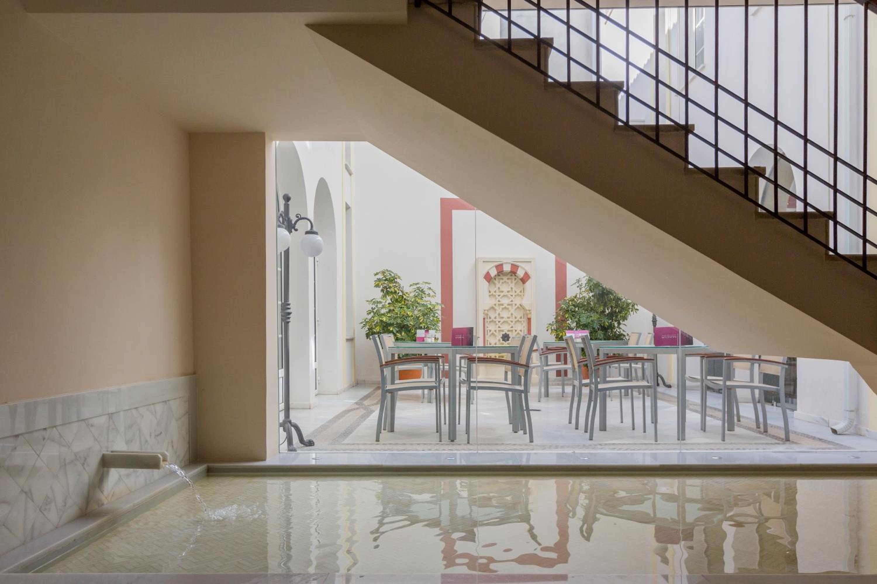 Foto de Hotel Macià Alfaros