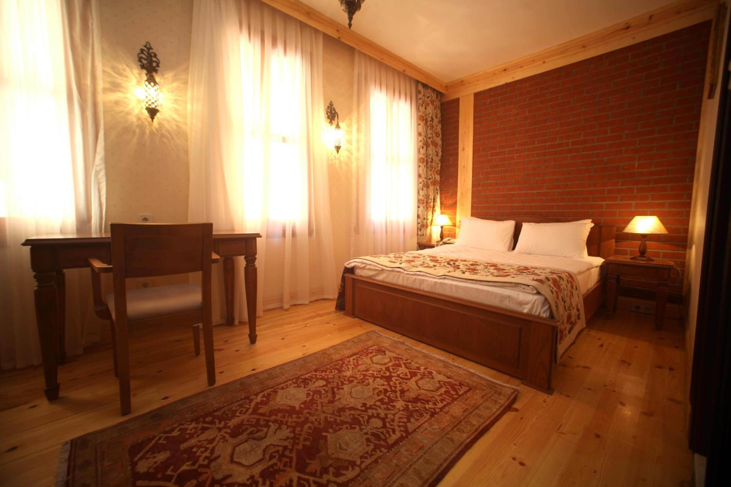 Foto de Lalinn Hotel