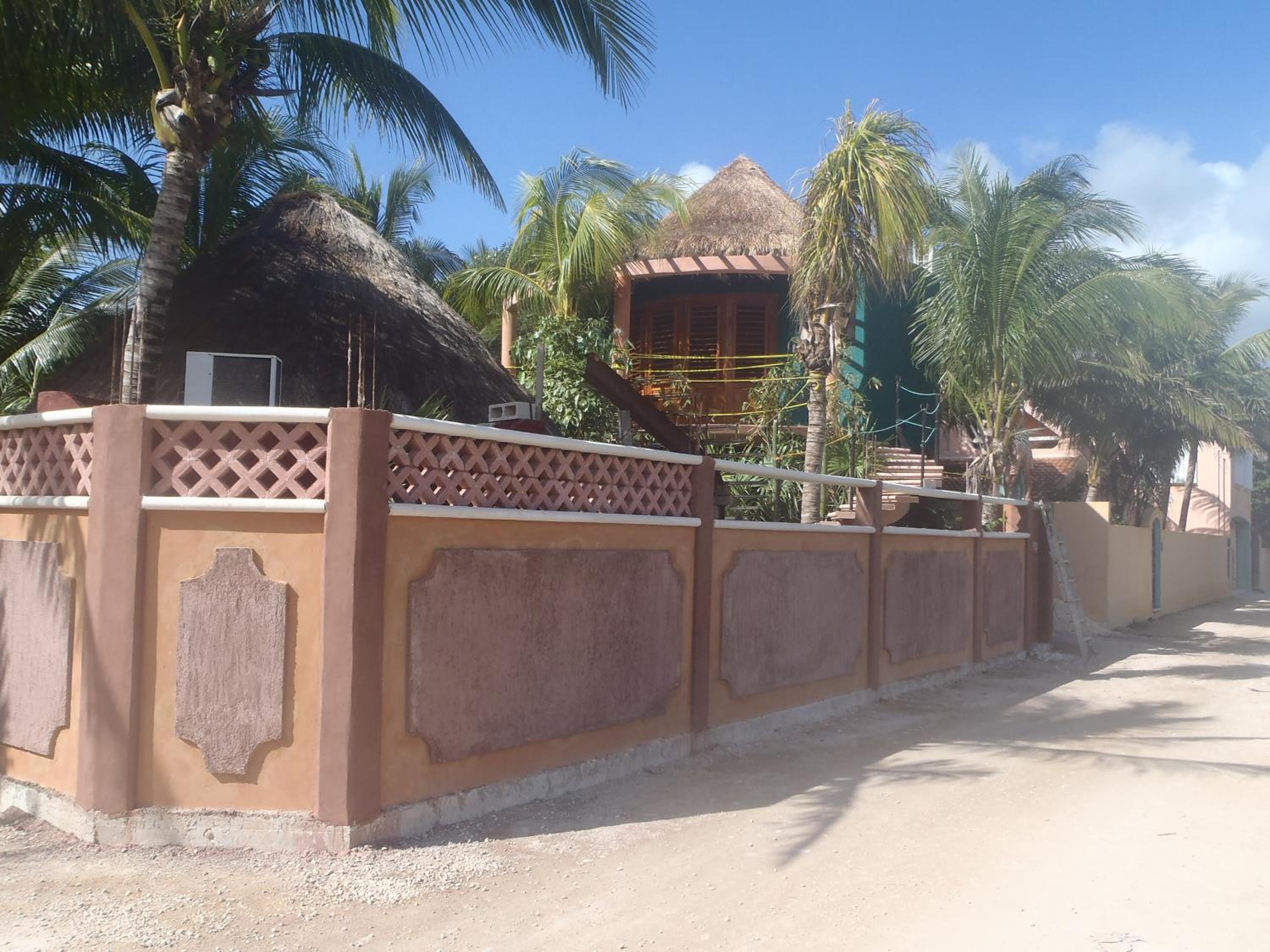 Cocos Cabañas Playa del Carmen Adults Only