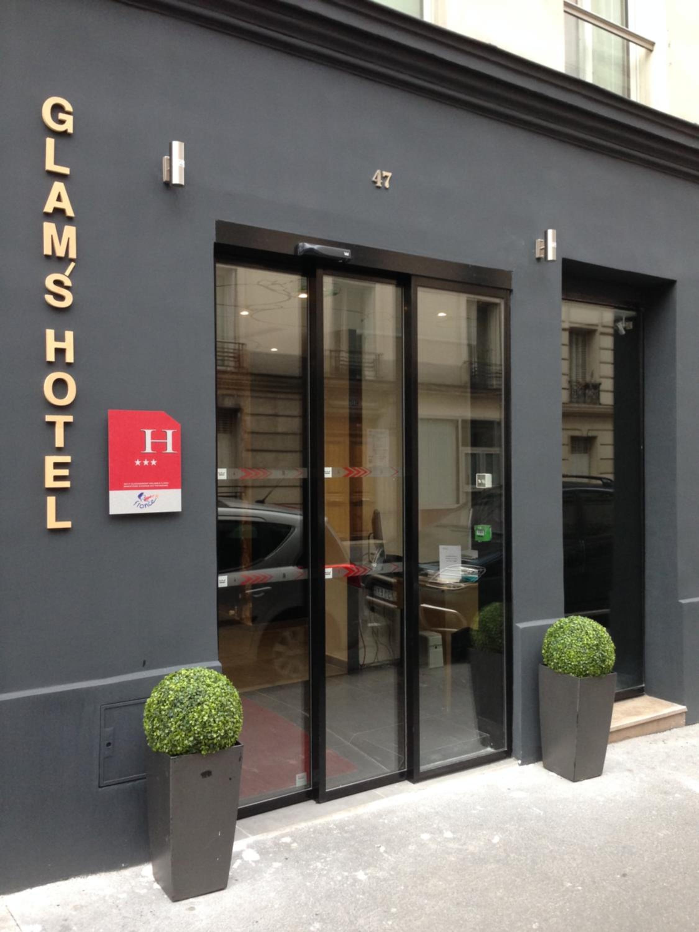 Glam's Hotel