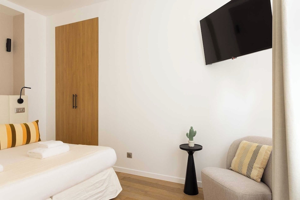 Foto de Modern Apartment 2br/6p - Val-de-grace