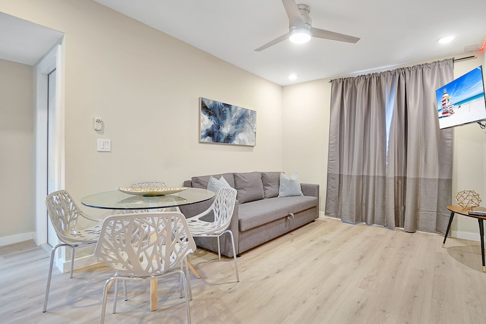 Foto de Stylish East Little Havana Flats