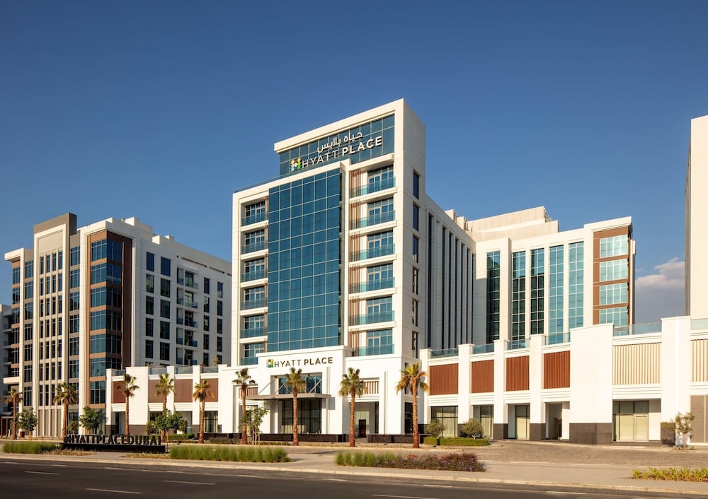 Hyatt Place Dubai Jumeirah · 3n · Desayuno incluido · Dubái