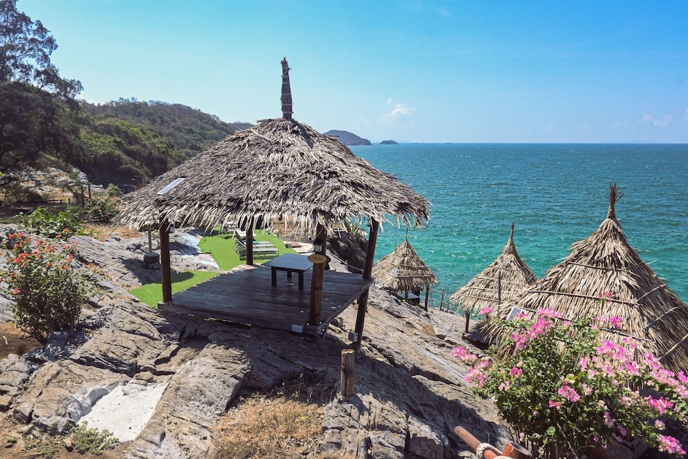 Foto de Paree Hut Resort Koh Sichang
