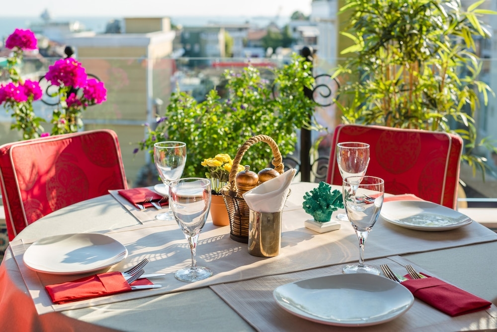Foto de Tria Elegance Istanbul