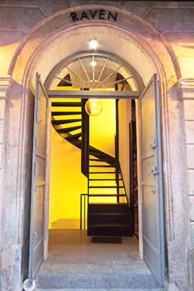 Raven Suites Taksim