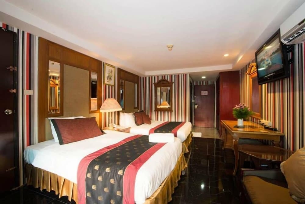 Foto de Diamond City Hotel