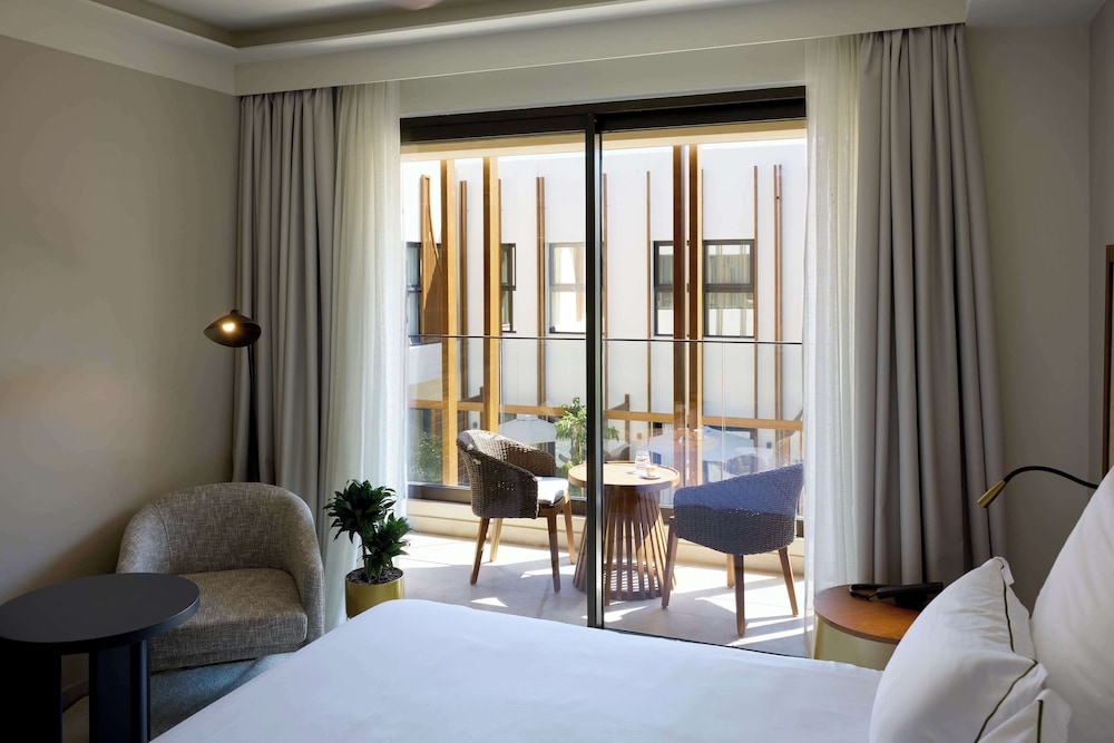 Foto de Aulus Chania Resort, Curio Collection by Hilton