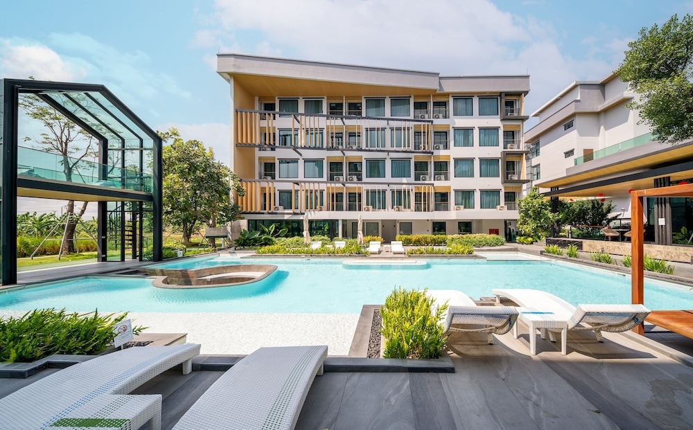 Foto de Crystal Srivaree Suvarnabhumi Hotel
