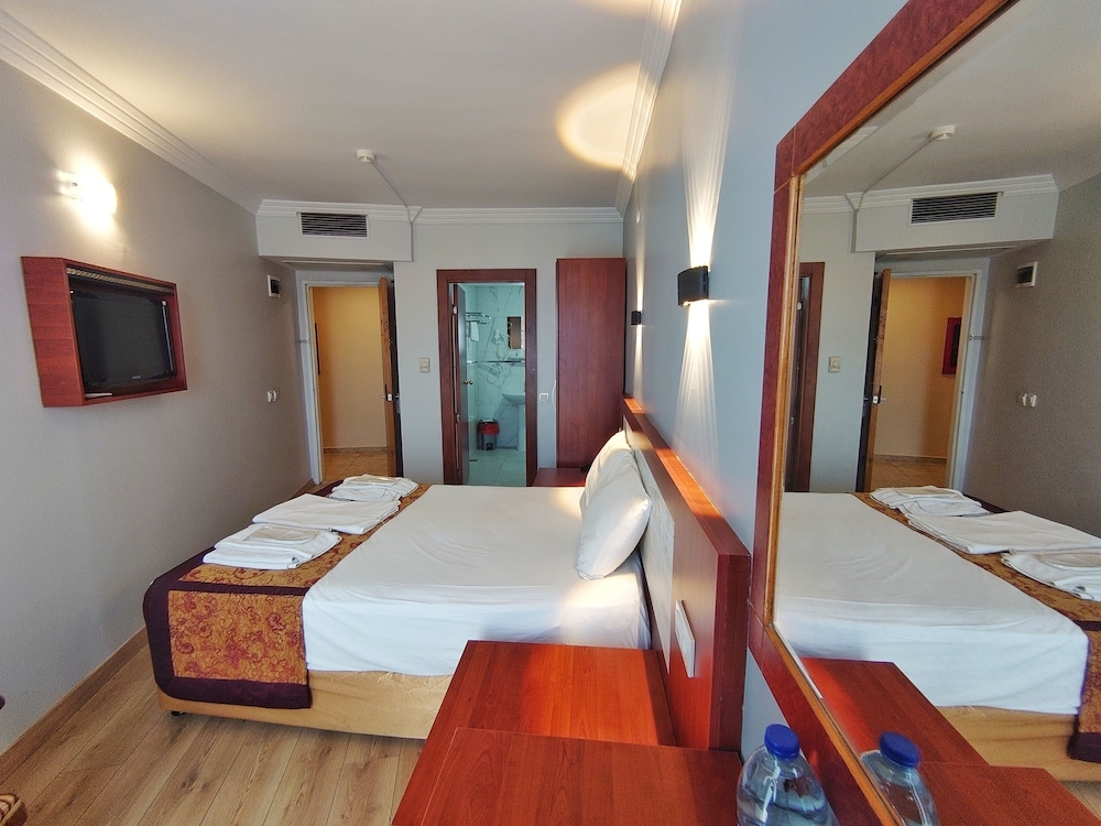 Foto de Orient Mintur Hotel