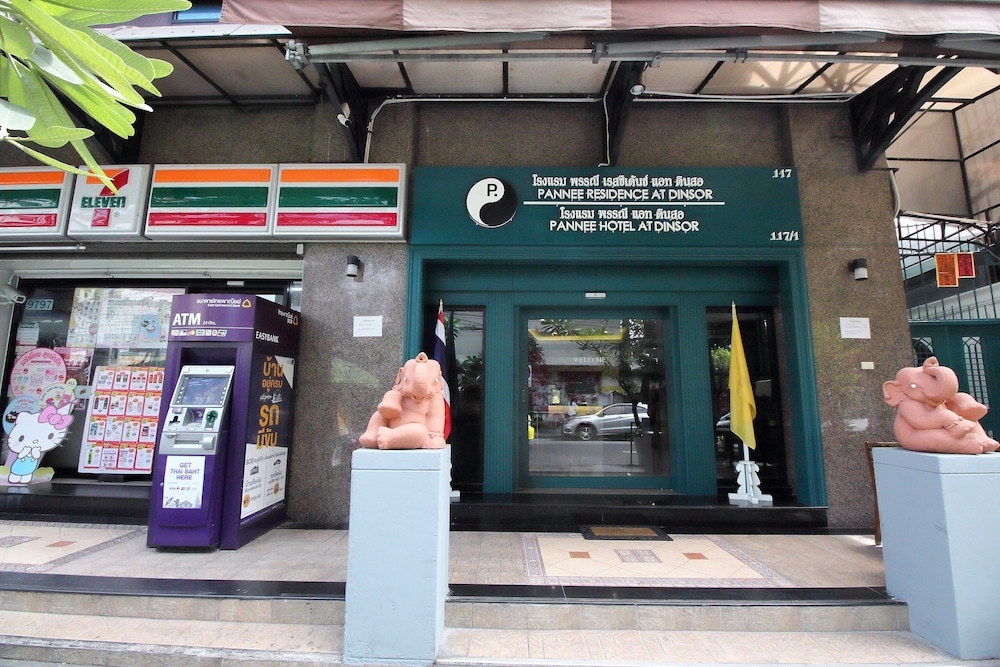 Foto de Super OYO 484 Pannee Residence Khaosan (Sha Plus)